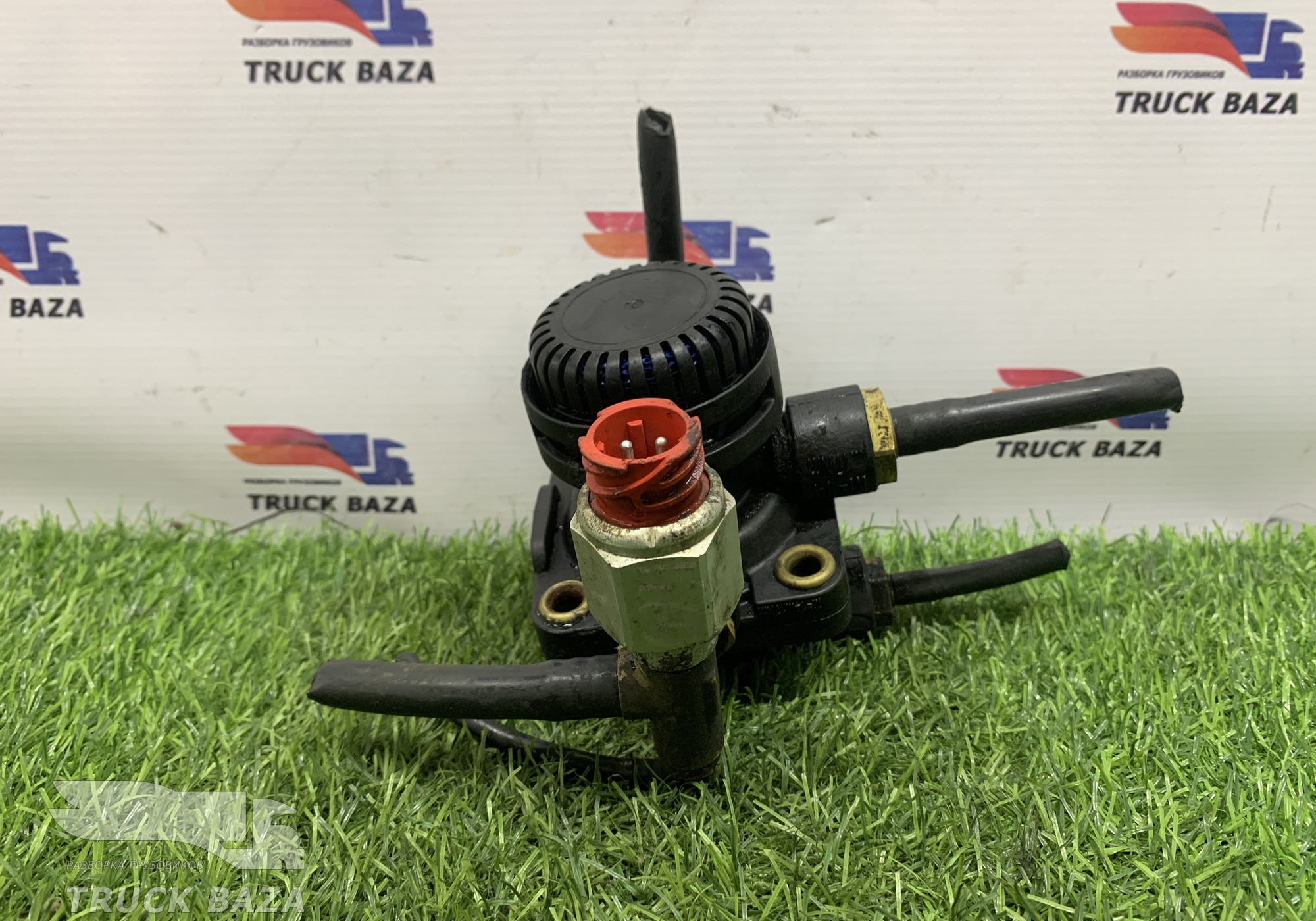 9730060030 Клапан ускорительный