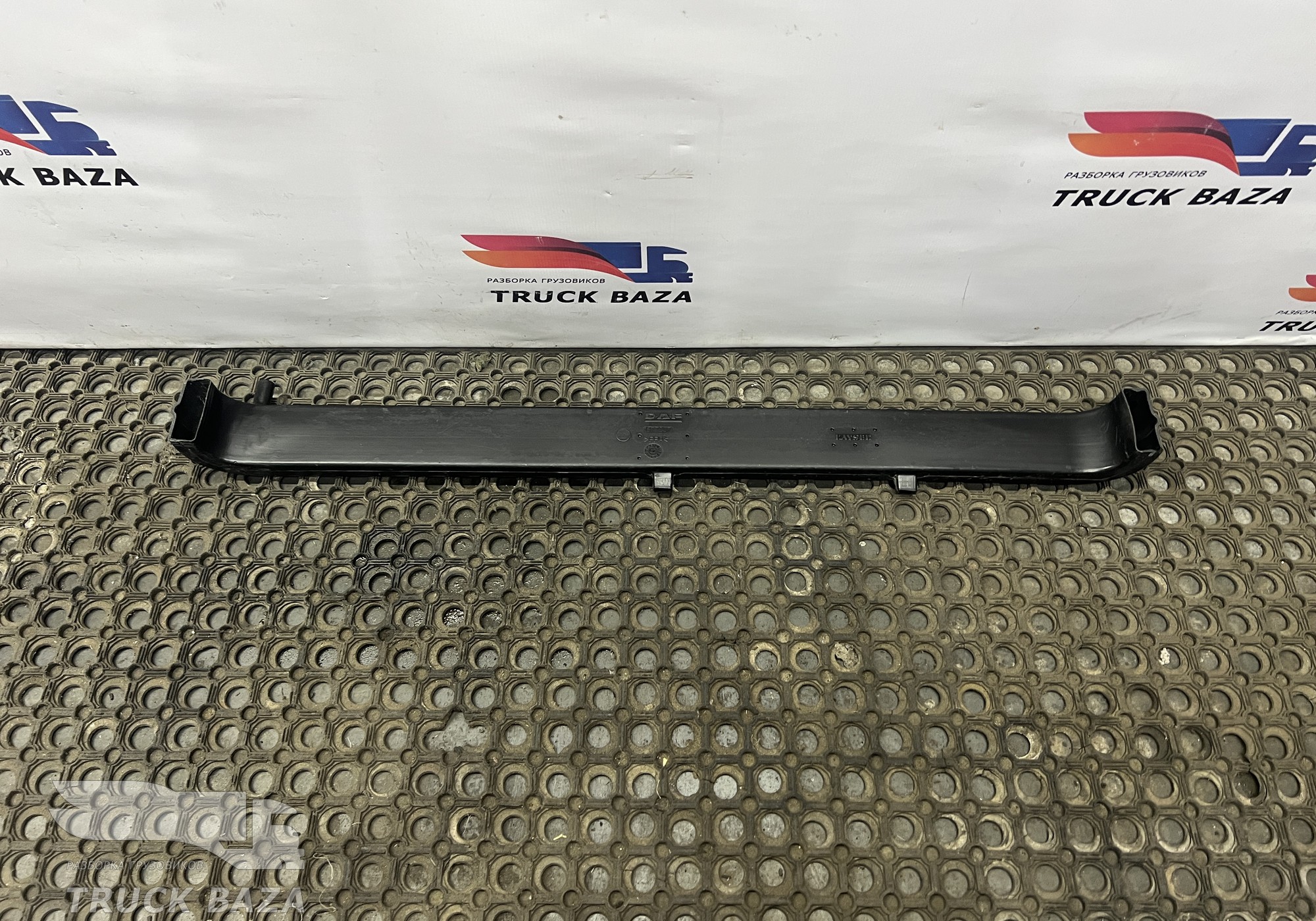 1877207 Воздуховод отопителя