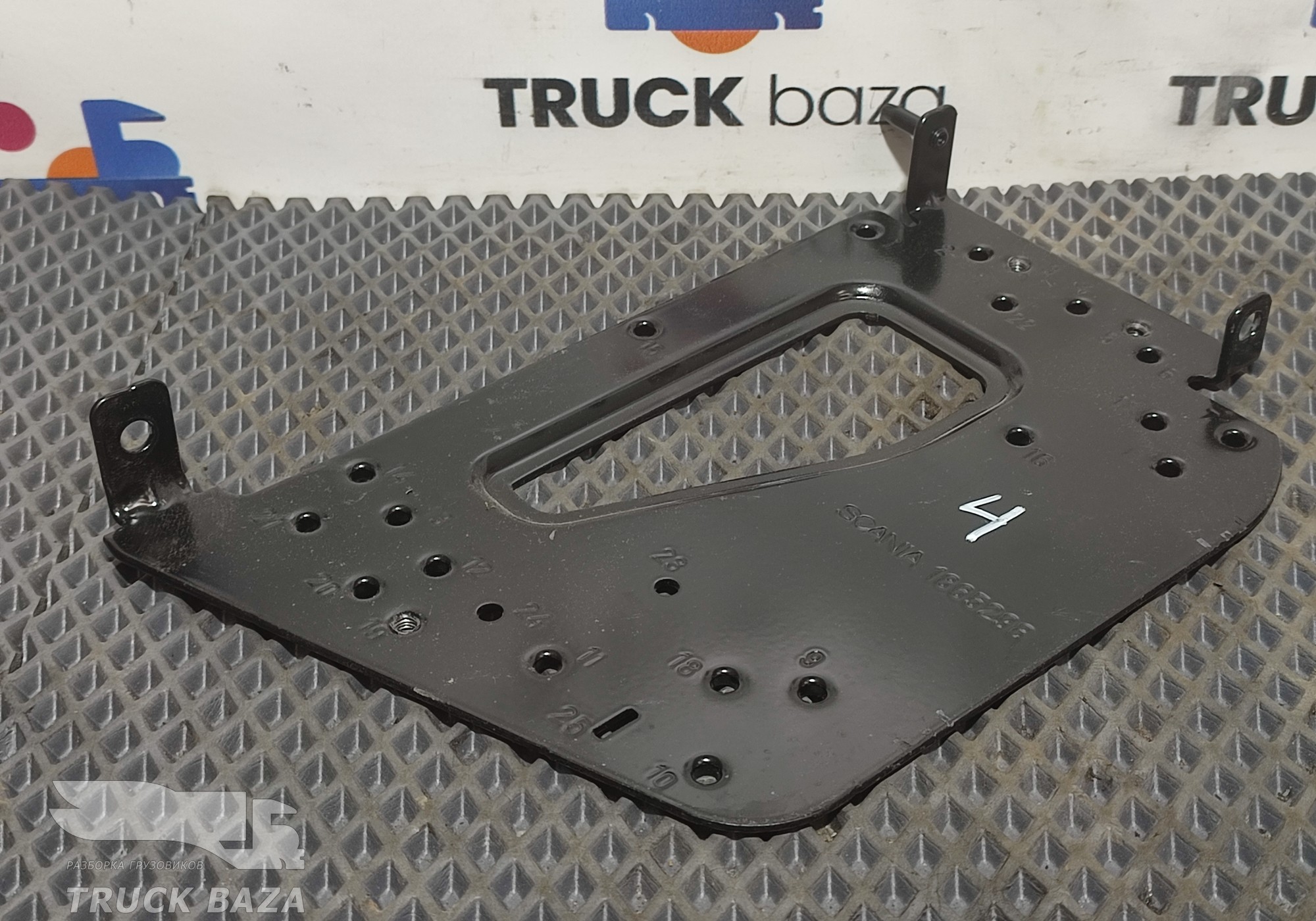 1865298 Кронштейн блока EBS