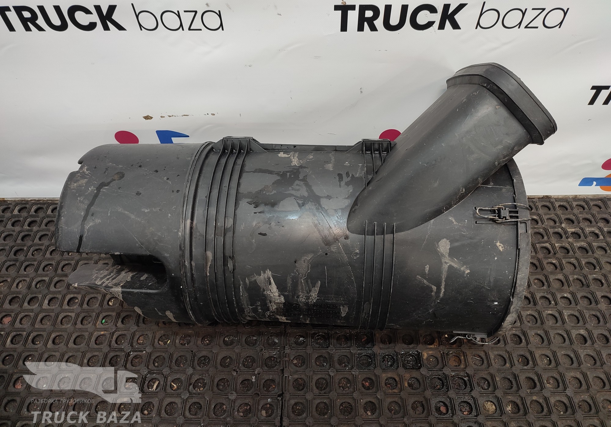 81084006107 Корпус воздушного фильтра для Man TGX II (с 2012)