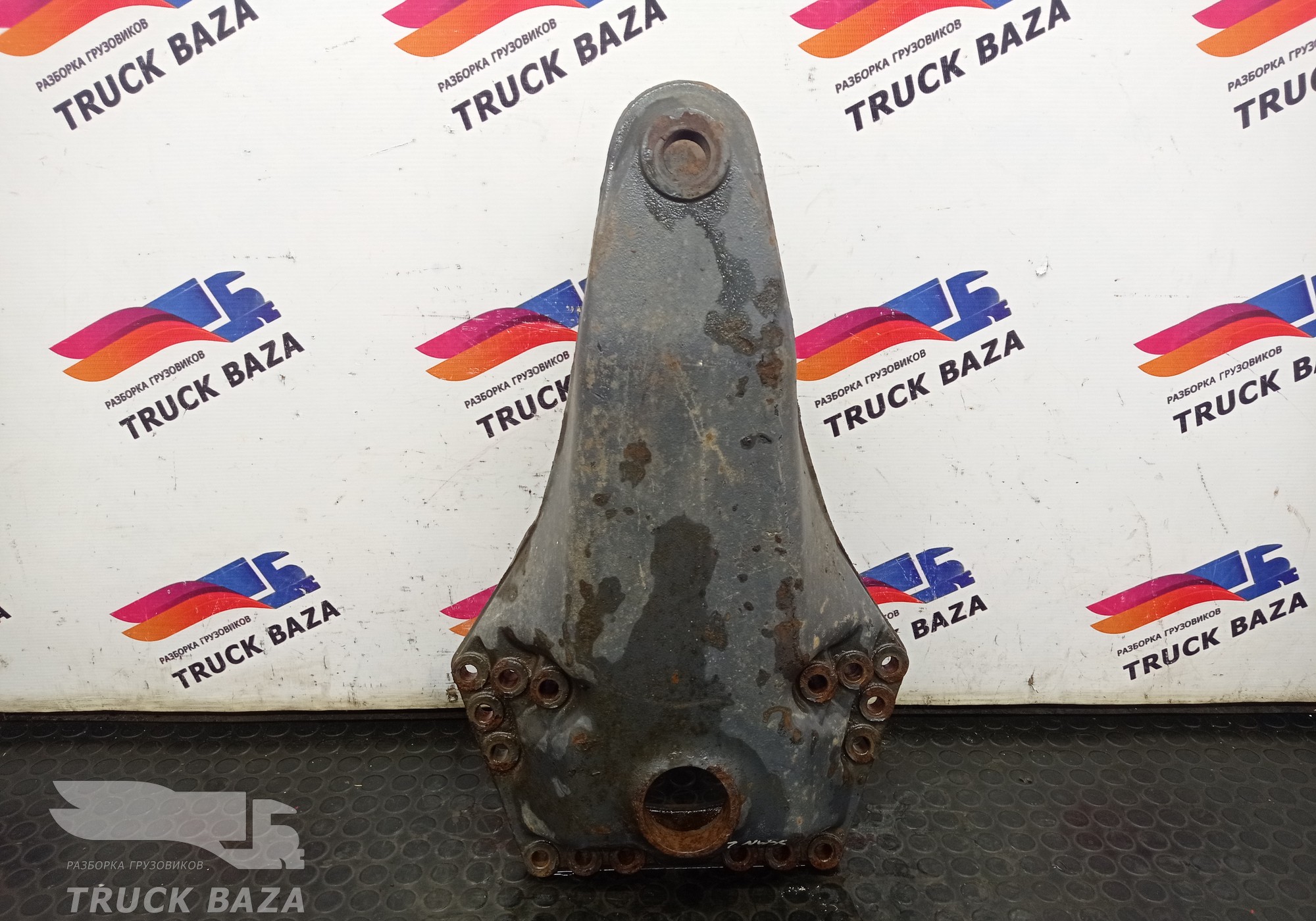 1377745 Кронштейн рессоры для Scania 3-series R (с 1988 по 1997)