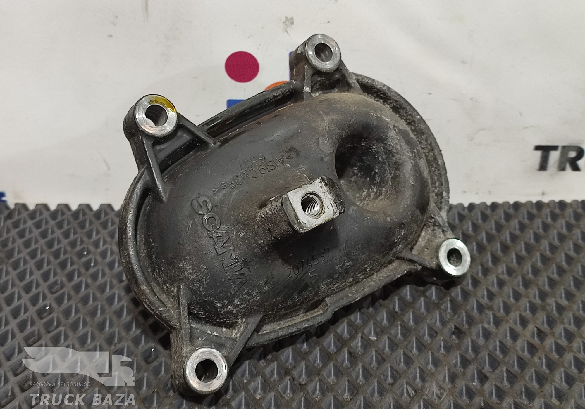 2074537 Крышка термостата