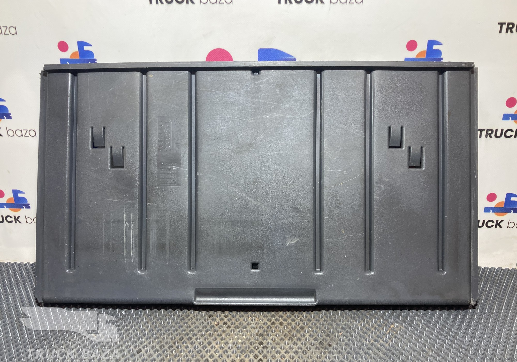 1483053 Панель пола