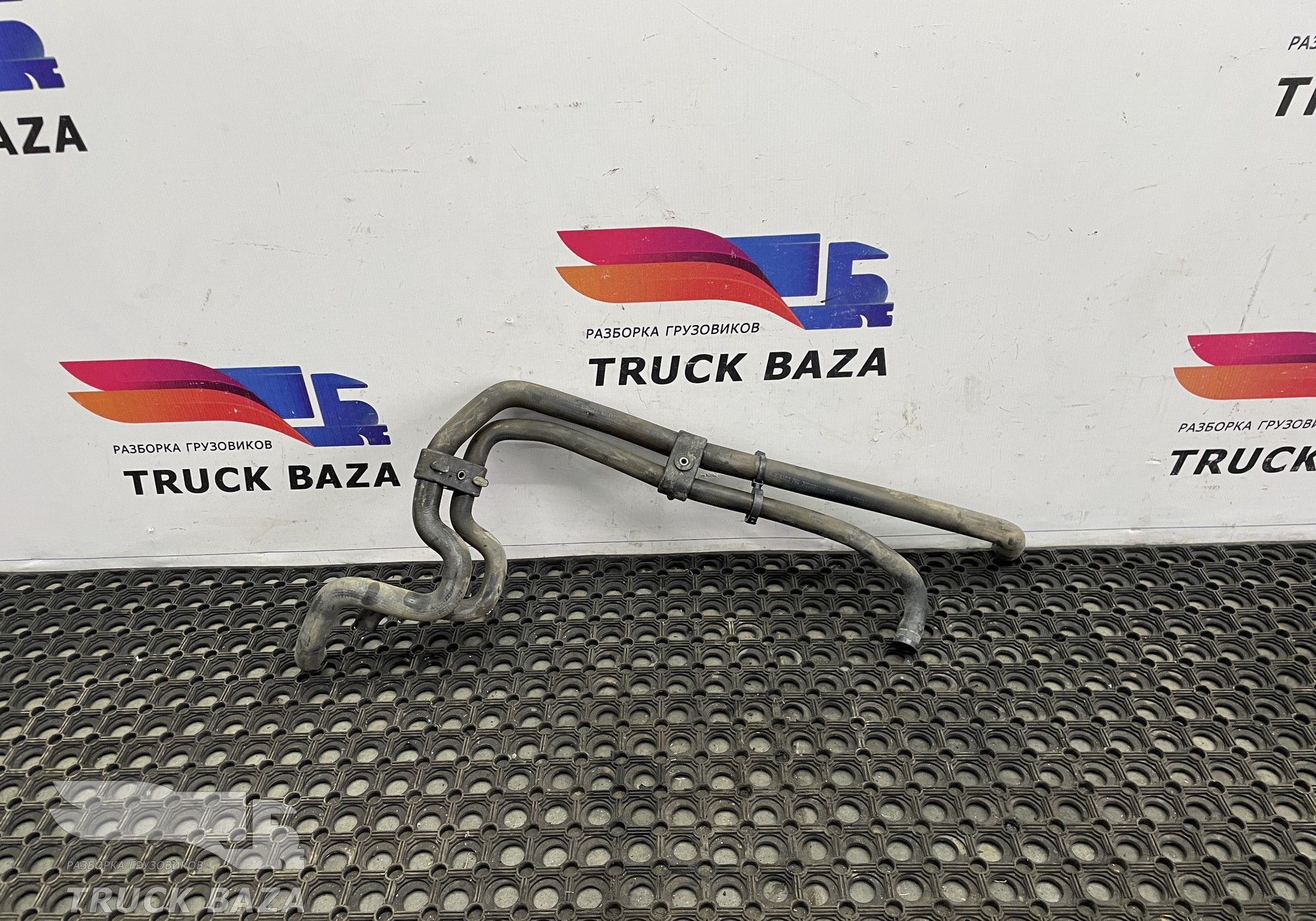 7420881700 Патрубок системы охлаждения для Renault Kerax