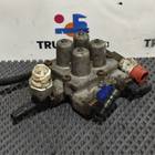 81521516098 Кран защитный 4-х контурный для Mitsubishi