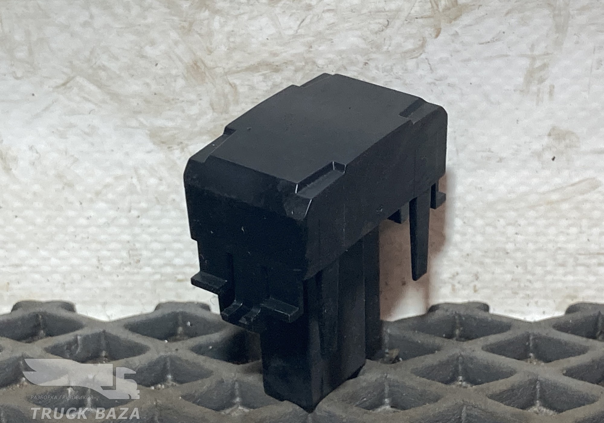 JC4613K732 Заглушка кнопки для Ford F-MAX (с 2018)