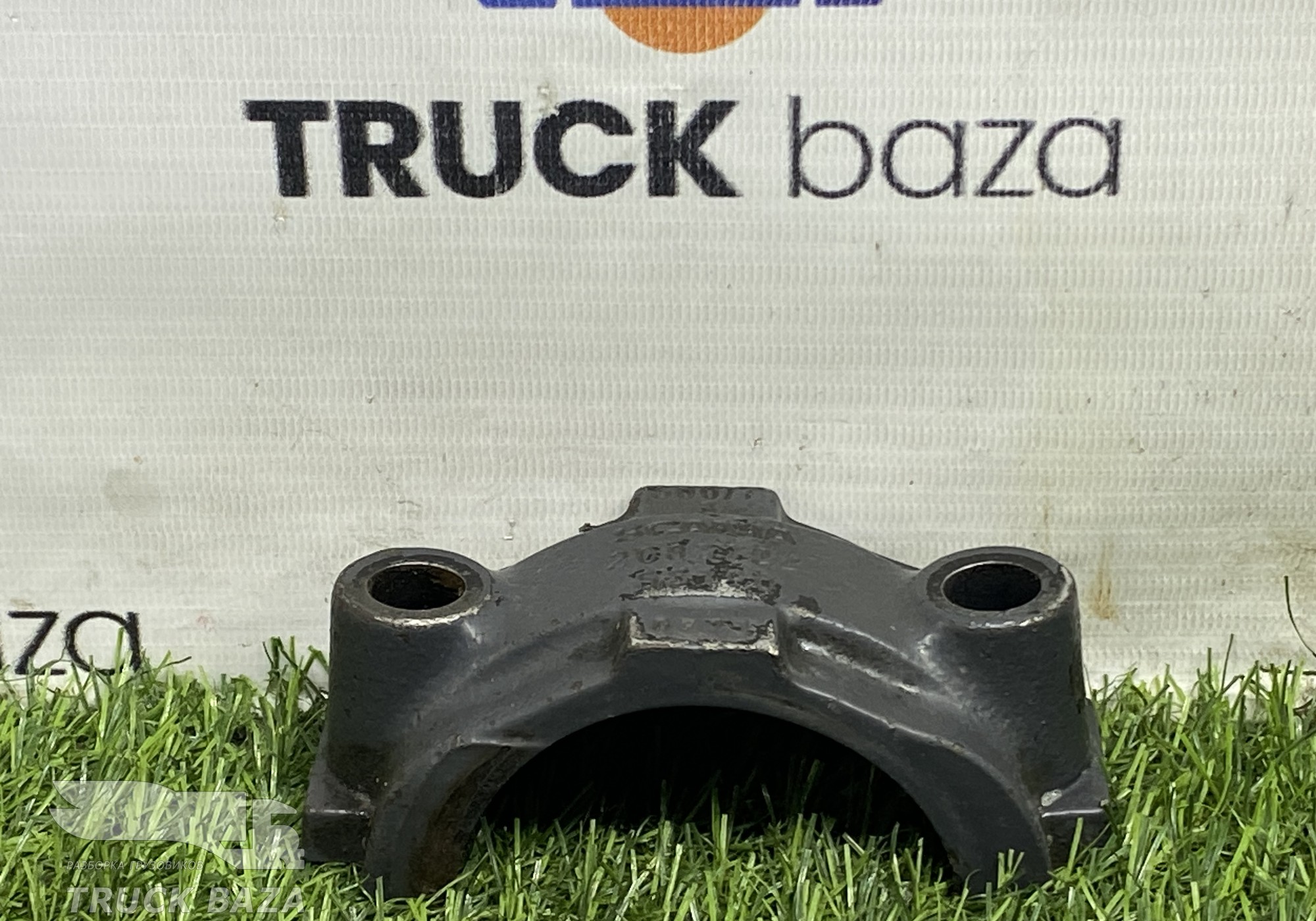 2083722 Кронштейн амортизатора