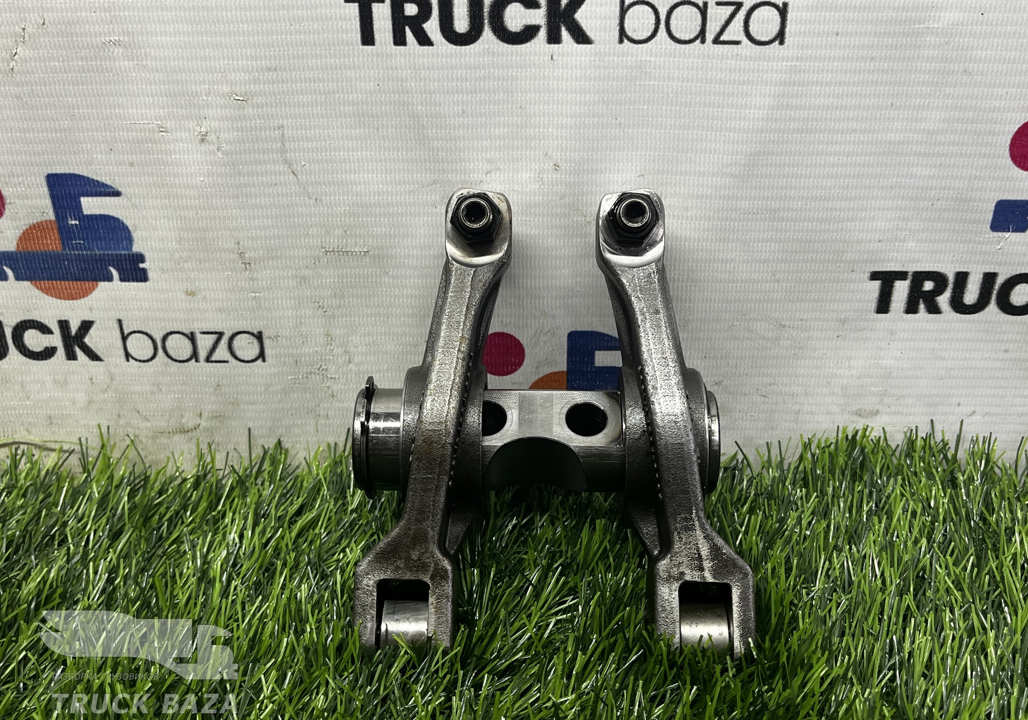 201042006057 Вал рокера для Sinotruk Sitrak C7H