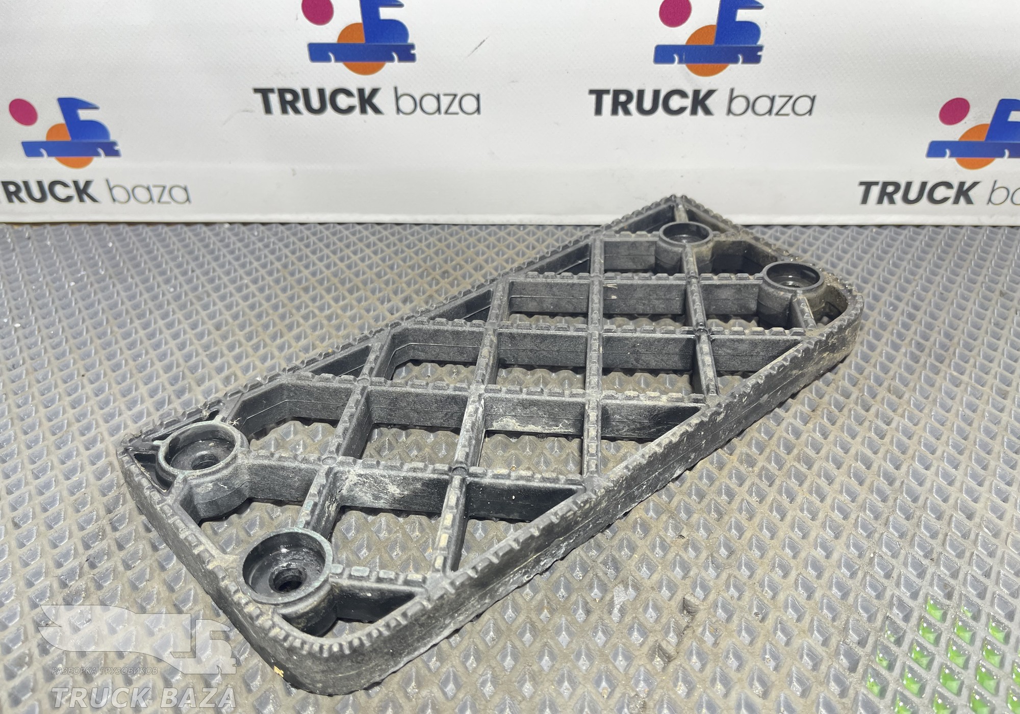 5490840501710 Площадка подножки для КАМАЗ 5490 (с 2013)