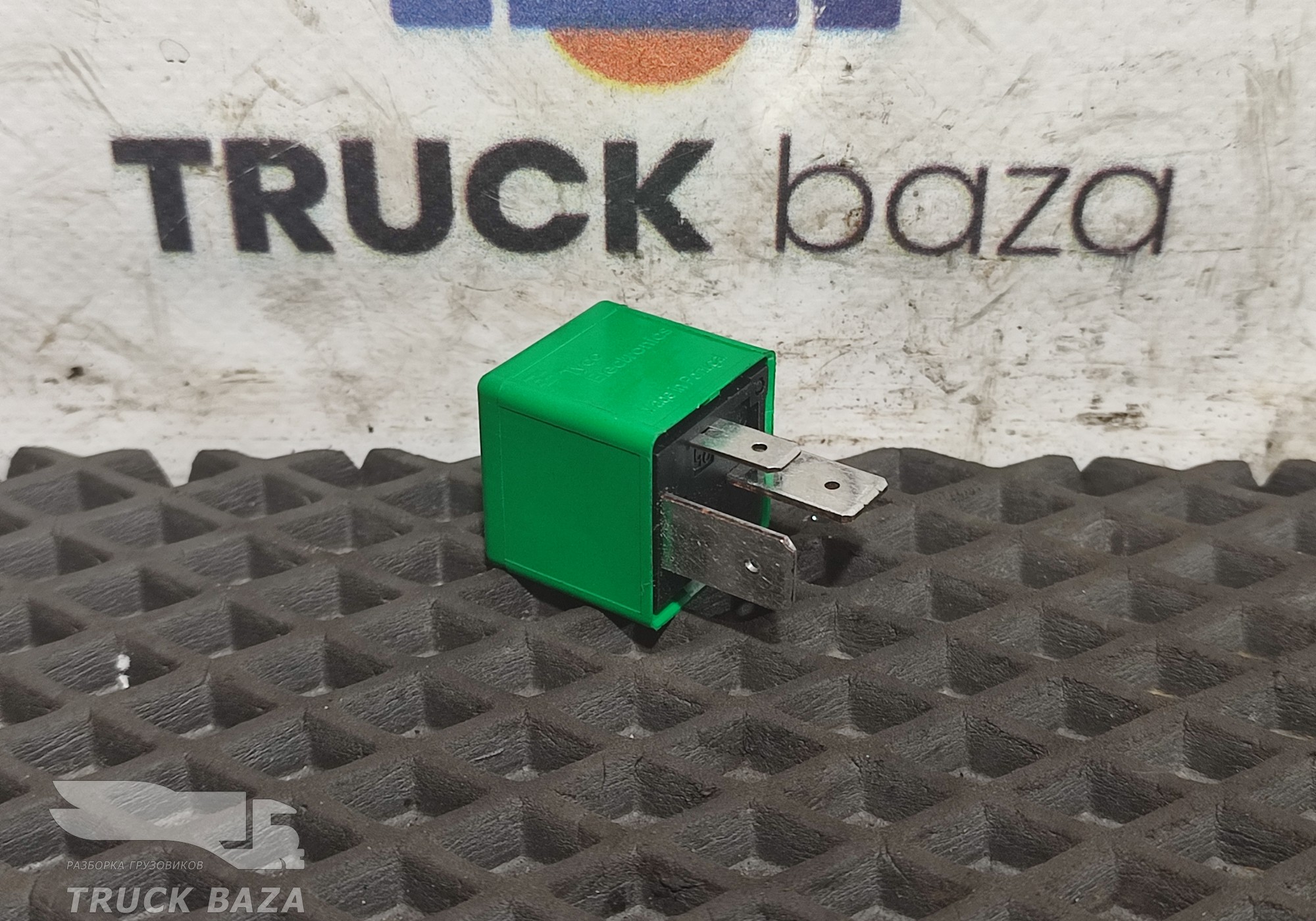 2423863 Реле 24V
