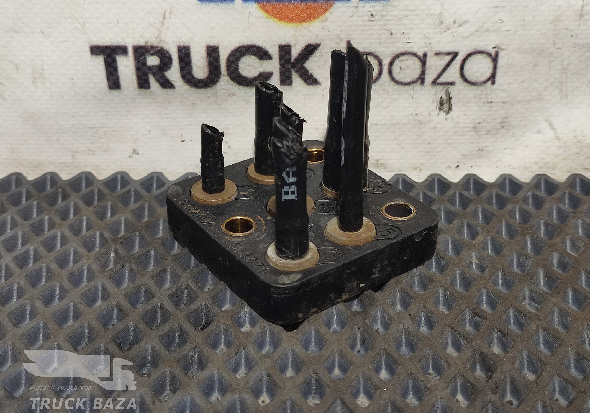 1363871 Распределитель тормозных сил