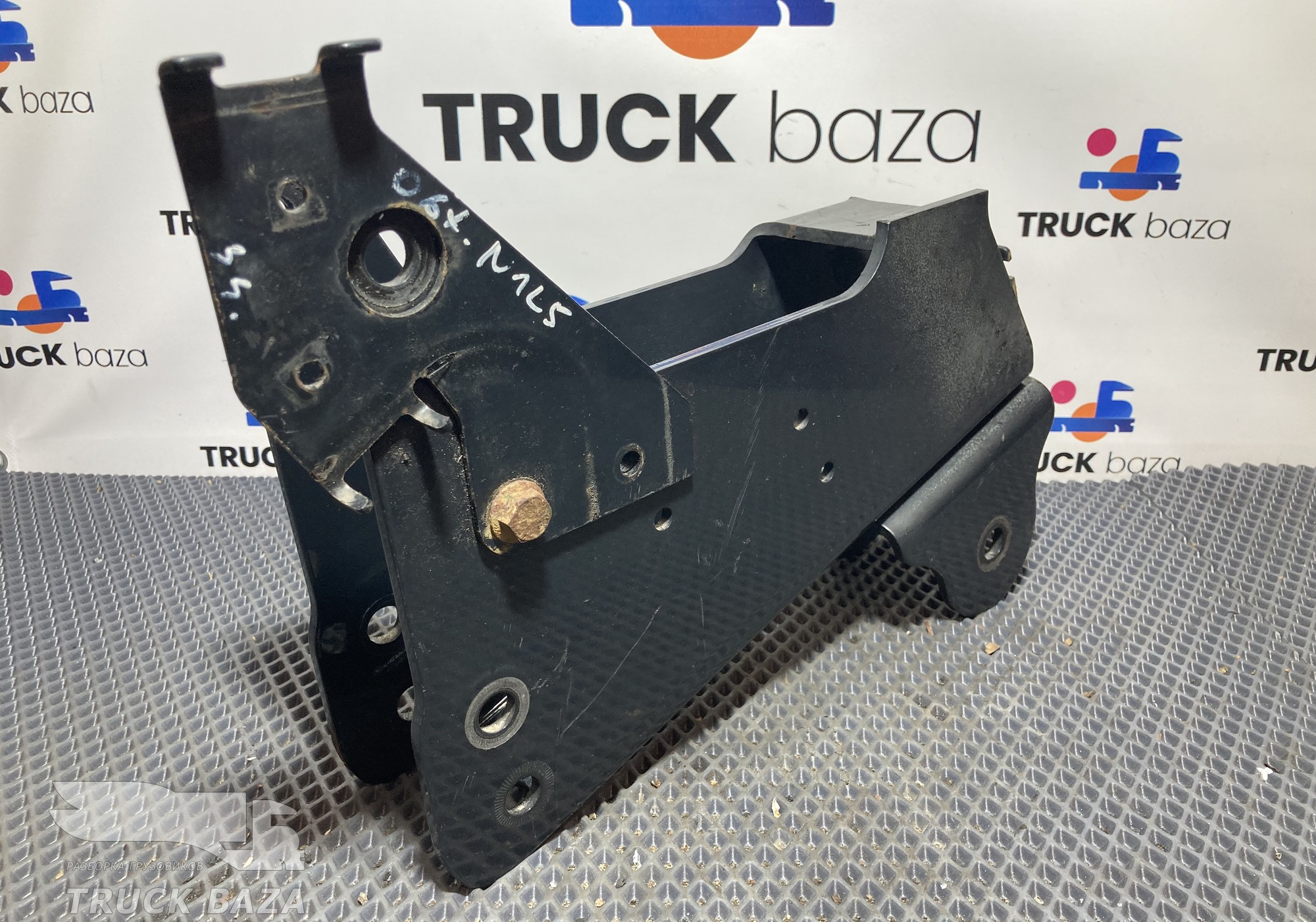 81417200145 Кронштейн торсиона кабины для Man TGS I (с 2007)