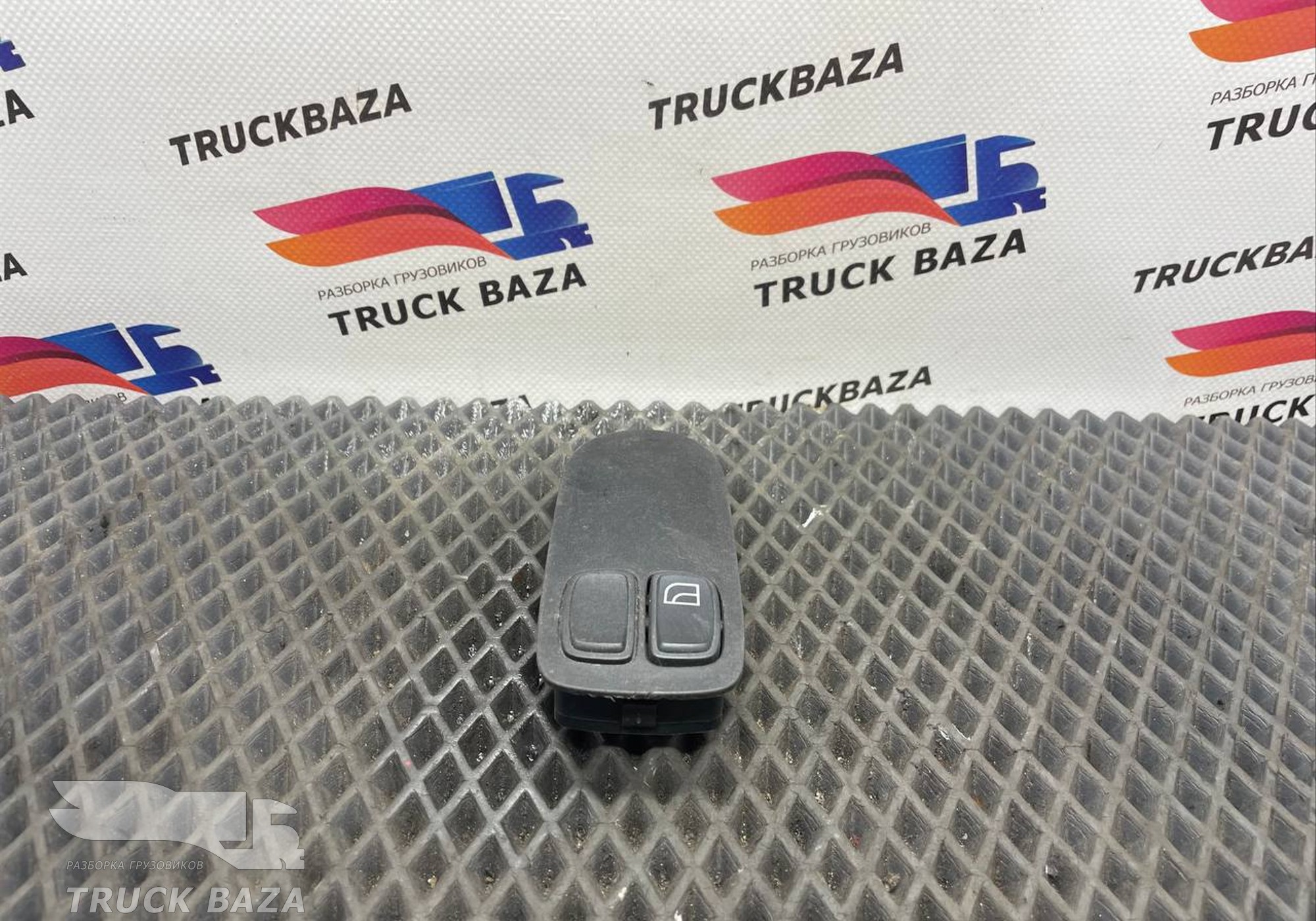 1811229 Блок управления стеклоподъемниками для Daf XF106 (с 2012)