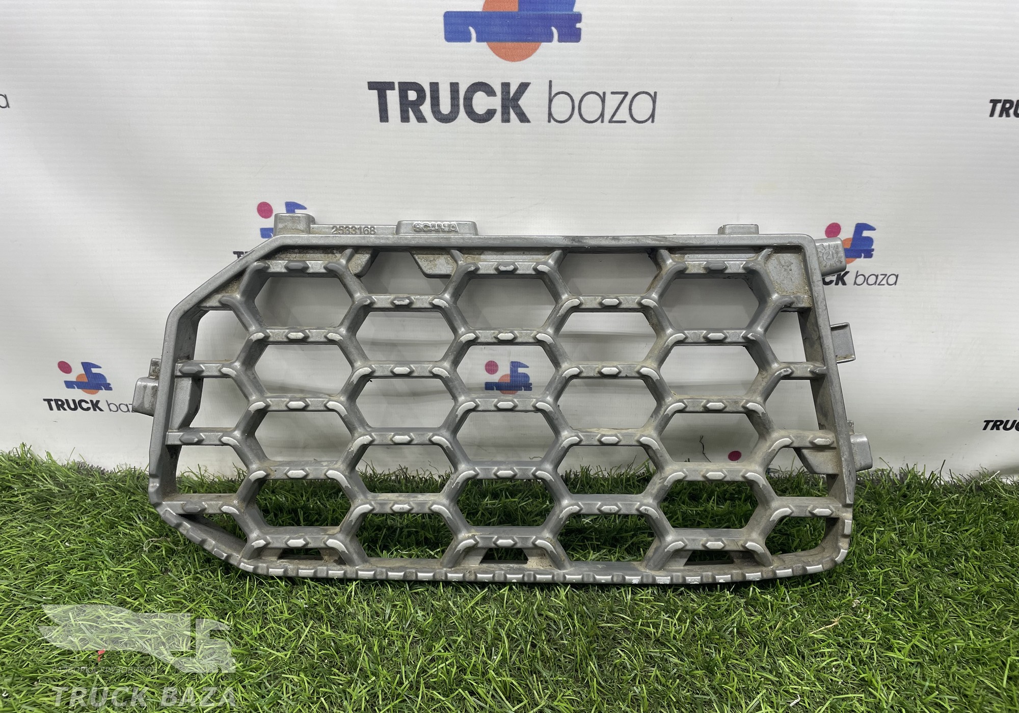 2533168 Площадка подножки для Scania