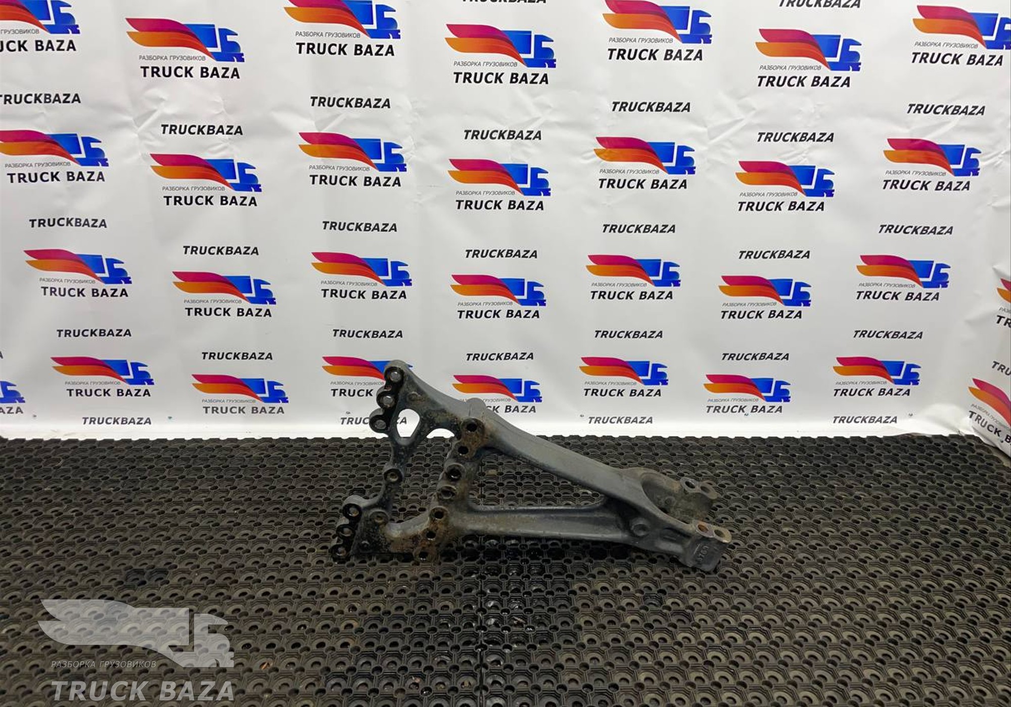 A9603257714 Кронштейн реактивной тяги левый для Mercedes-Benz Actros New Actros MP4 (с 2011)