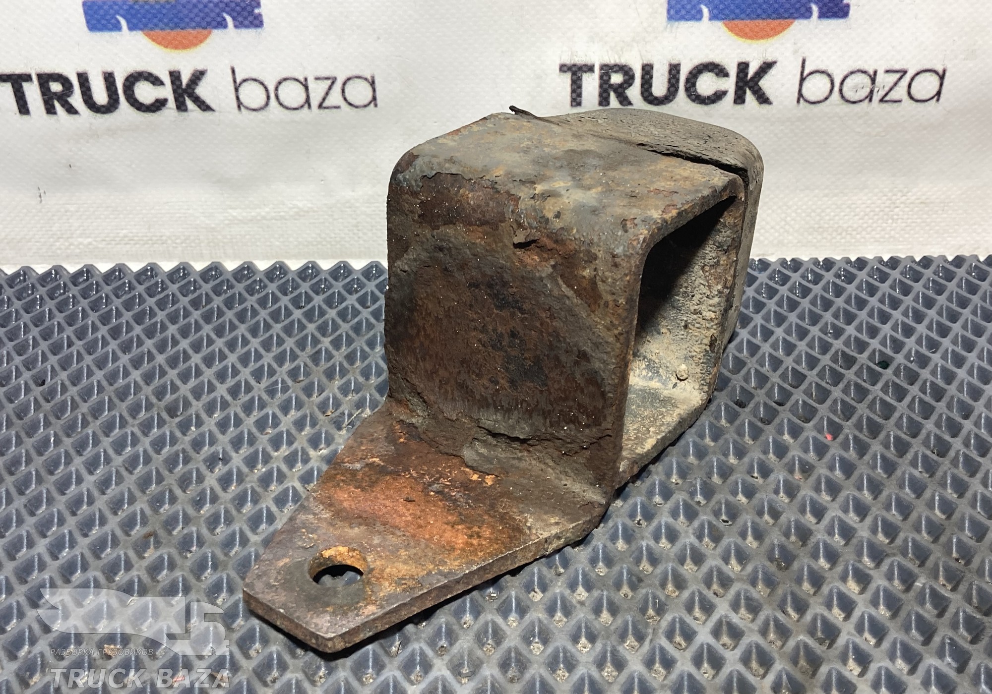 1835451 Отбойник рессоры передней для Daf XF95