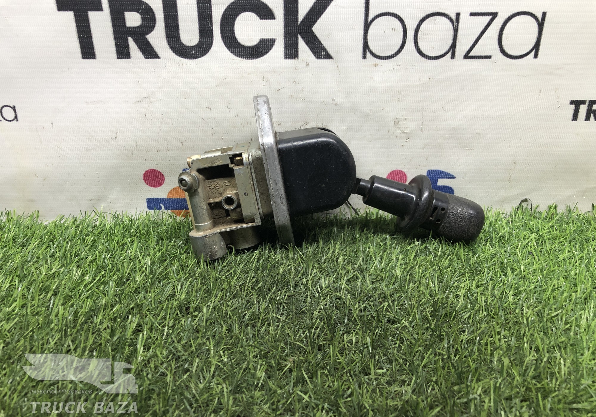 9617230190 Кран ручного тормоза