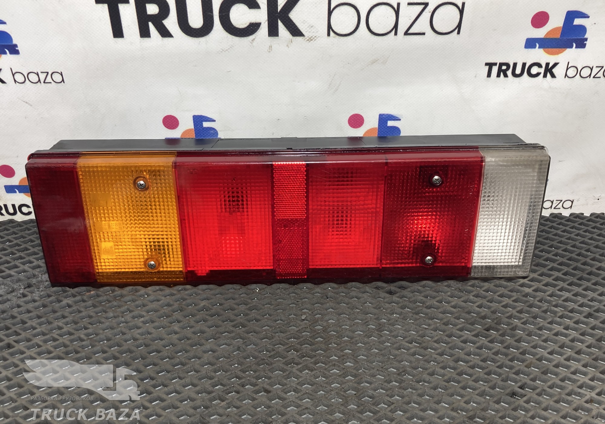 168600 Фонарь задний правый для Iveco Stralis II Hi-Way (с 2012)
