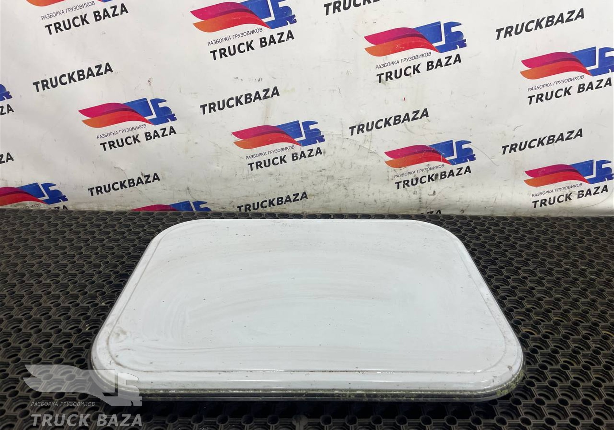 9418300442 Люк в сборе для Mercedes-Benz Actros MP1 (с 1996 по 2003)