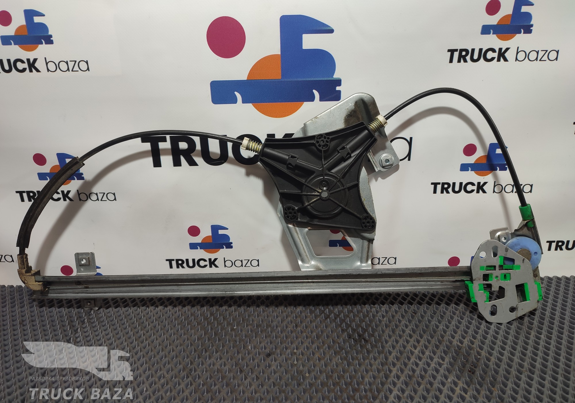 A9737201846 Стеклоподъемник электрический правый