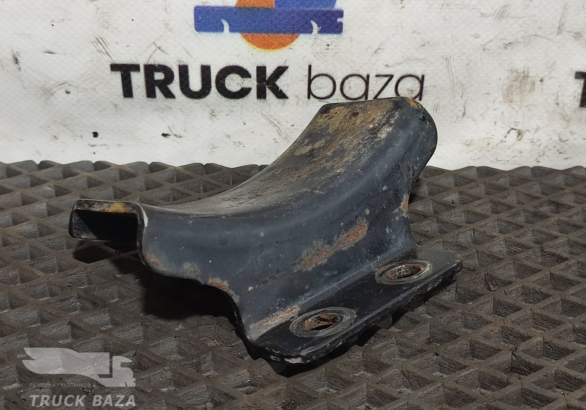 EC462320AA Кронштейн капота для Ford F-MAX (с 2018)