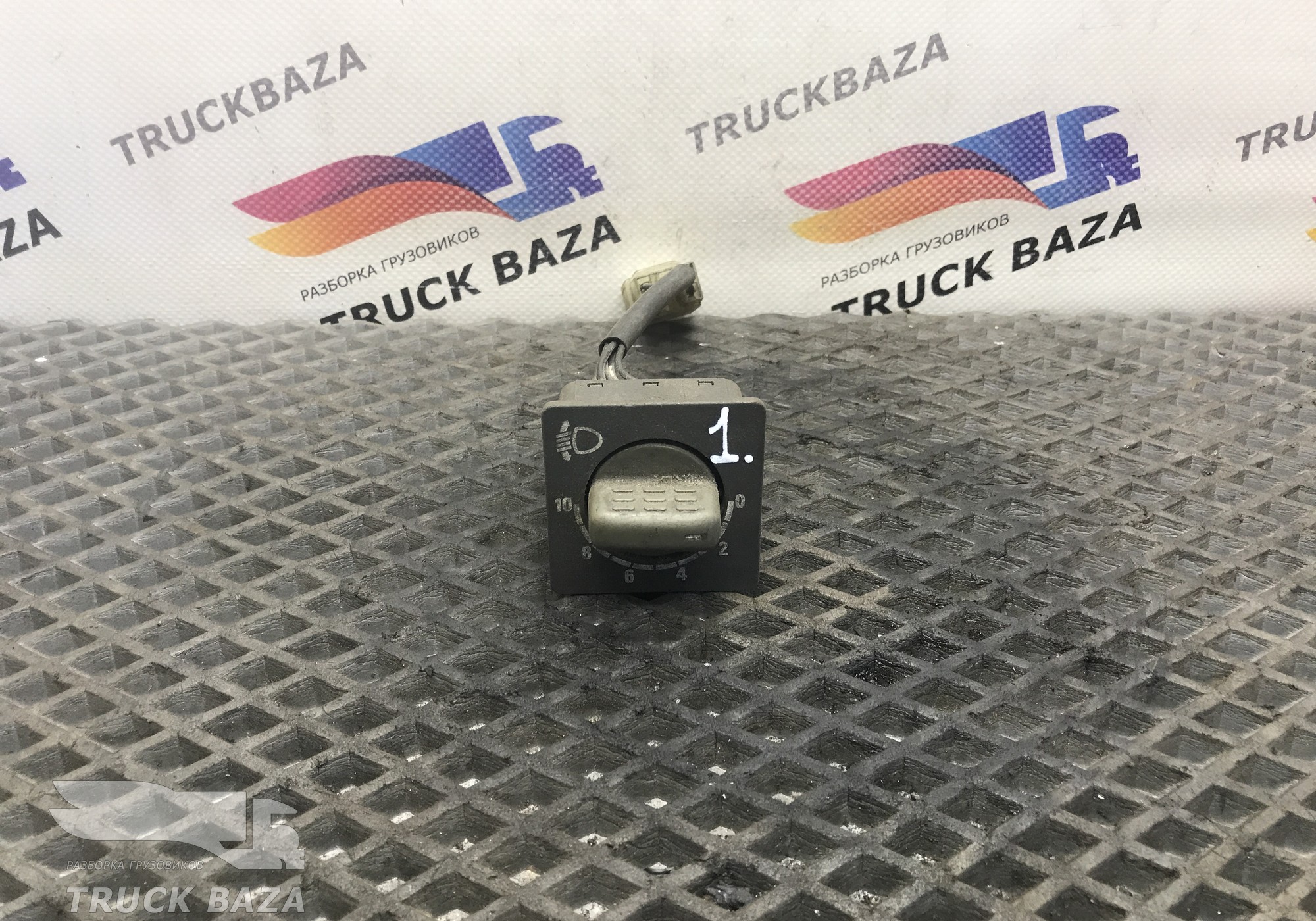 98470783 Кнопка корректора фар для Iveco