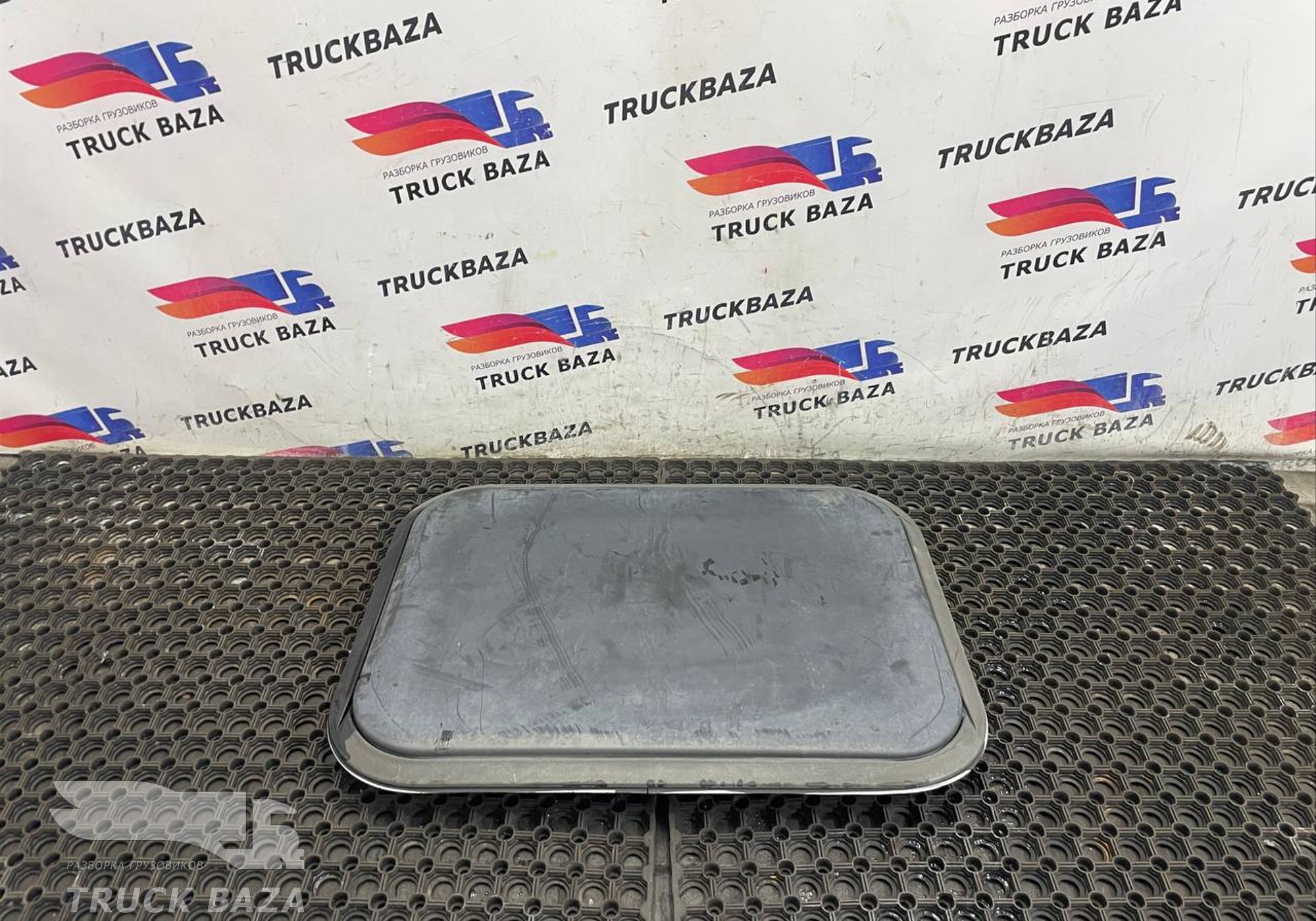 9438300142 Люк в сборе для Mercedes-Benz Actros MP3 (с 2008)