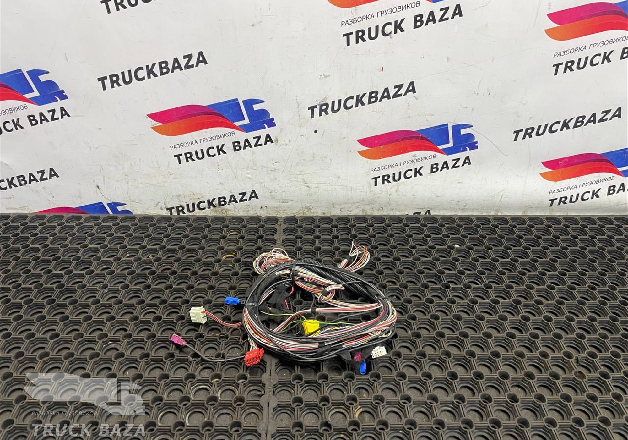1432819 Проводка кабины для Scania 5-series G (с 2004 по 2016)