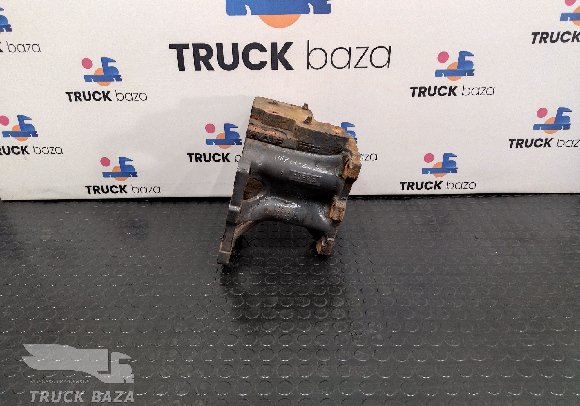 1733260 Кронштейн ГУРа для Daf XF105