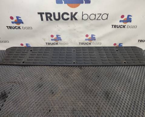 549018416071 Накладка подножки переднего бампера для КАМАЗ 54901