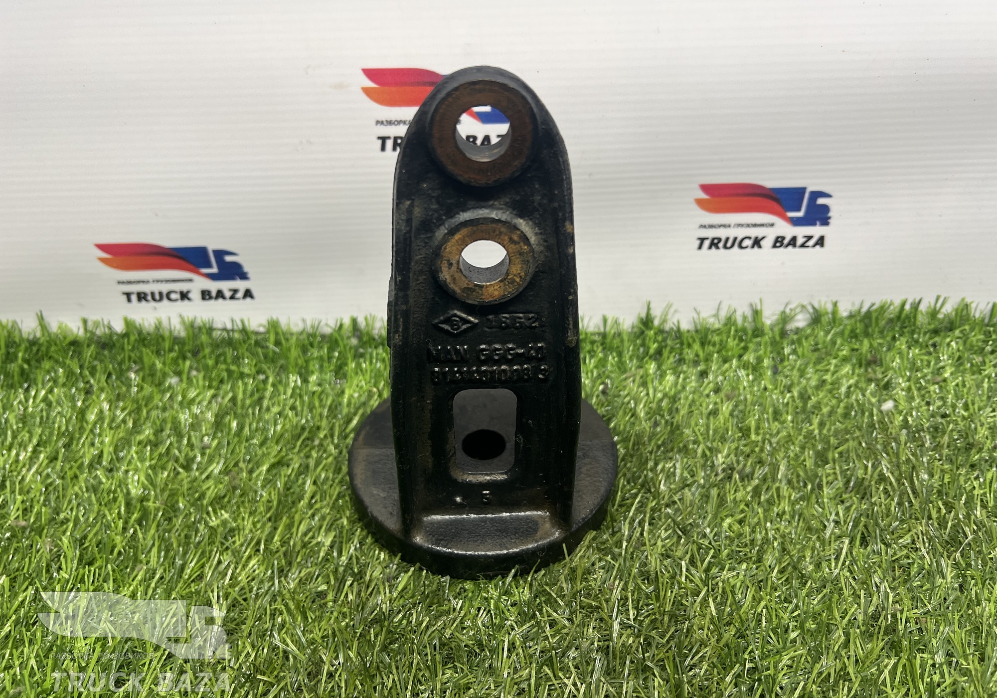 81414010083 Отбойник рессоры передней