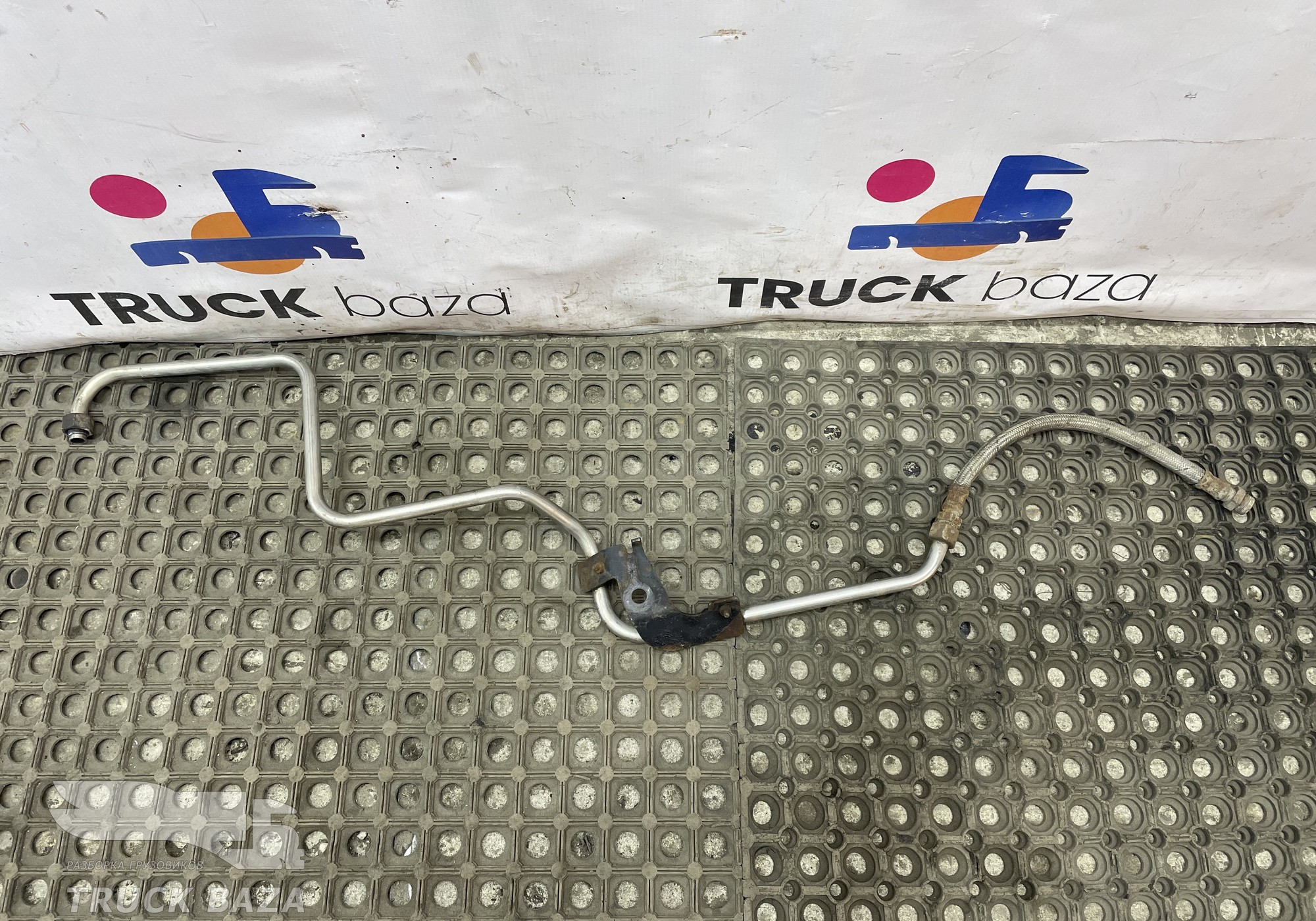 81512265013 Трубка компрессора