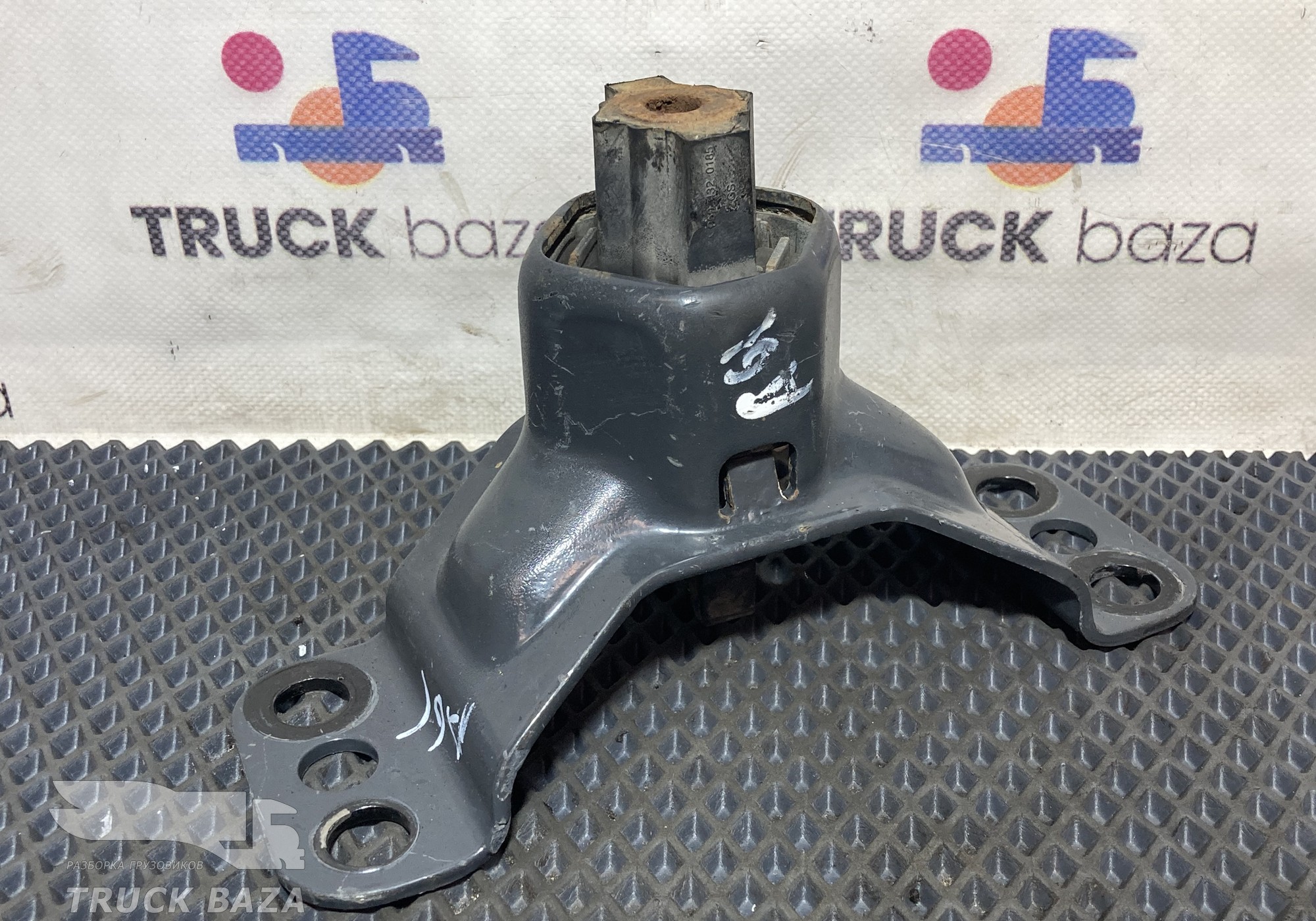 9604320185 Кронштейн ящика АКБ для Mercedes-Benz Actros New Actros MP4 (с 2011)