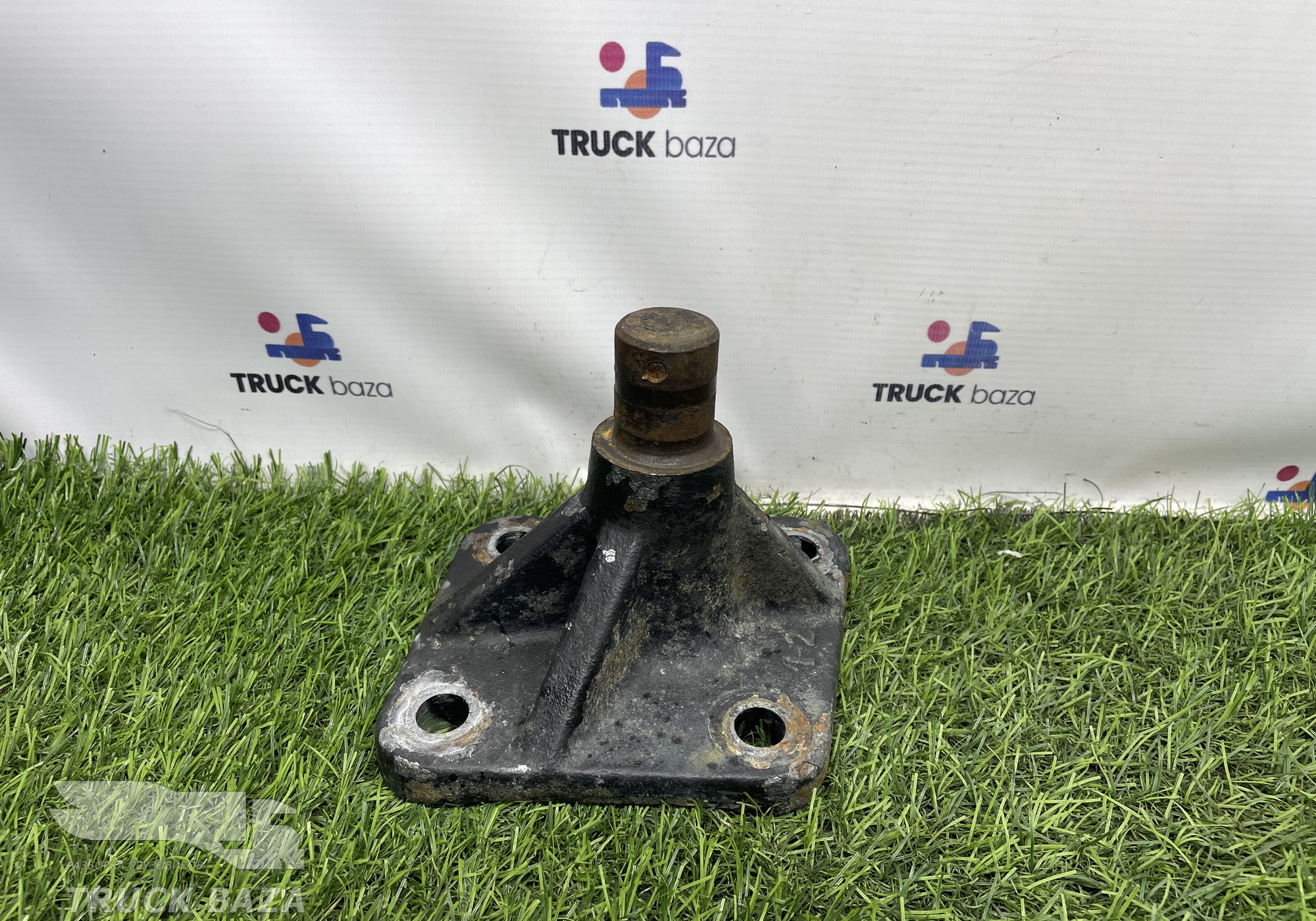 5490500311325 Кронштейн цилиндра подъема кабины для КАМАЗ 5490 (с 2013)