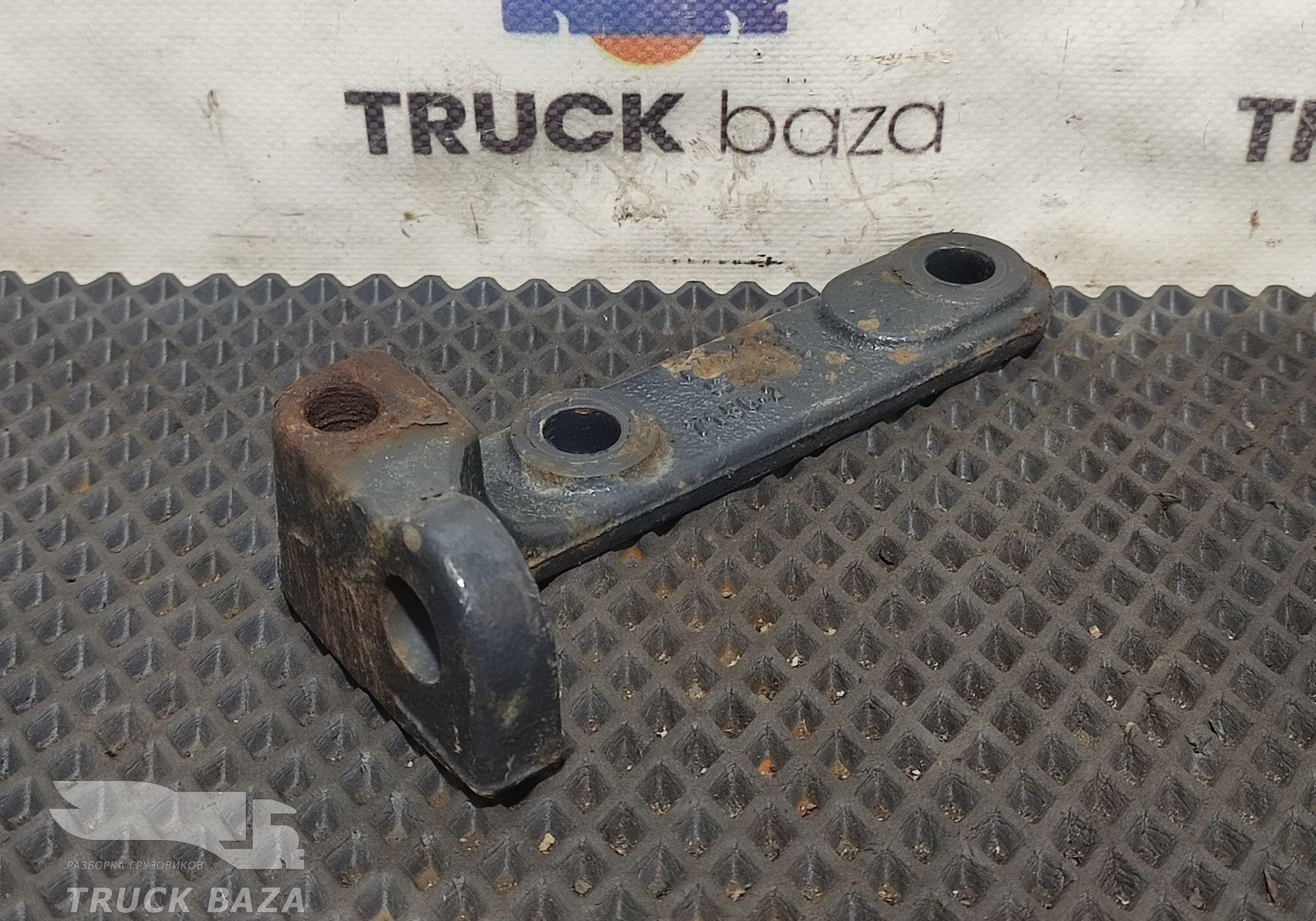 1740196 Кронштейн выхлопной системы