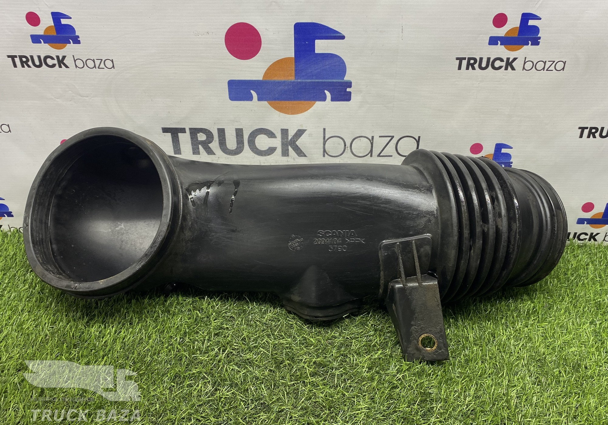 2094104 Патрубок воздушного фильтра