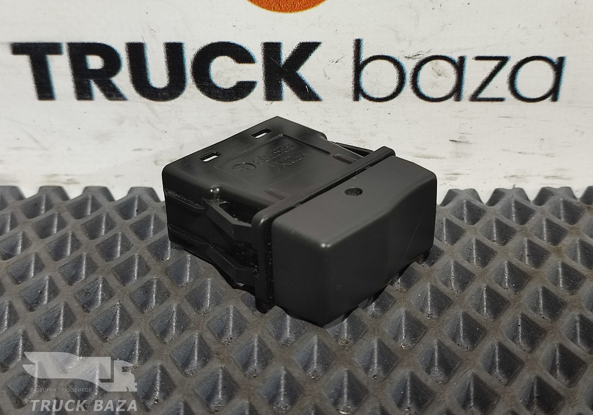 628703 Заглушка кнопки для Renault Premium II (с 2005 по 2013)