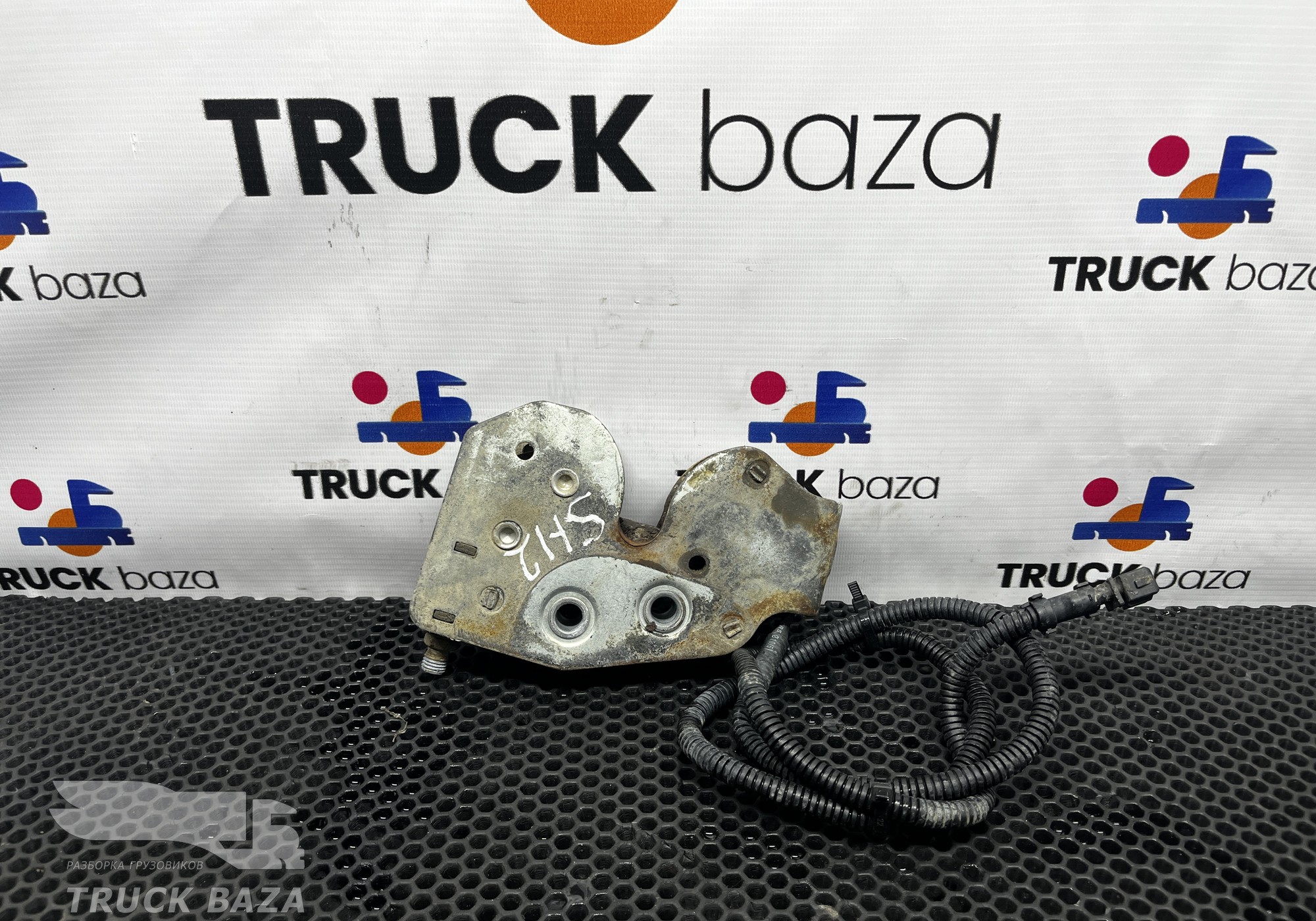 DZ13241440085 Замок кабины для Shacman F3000