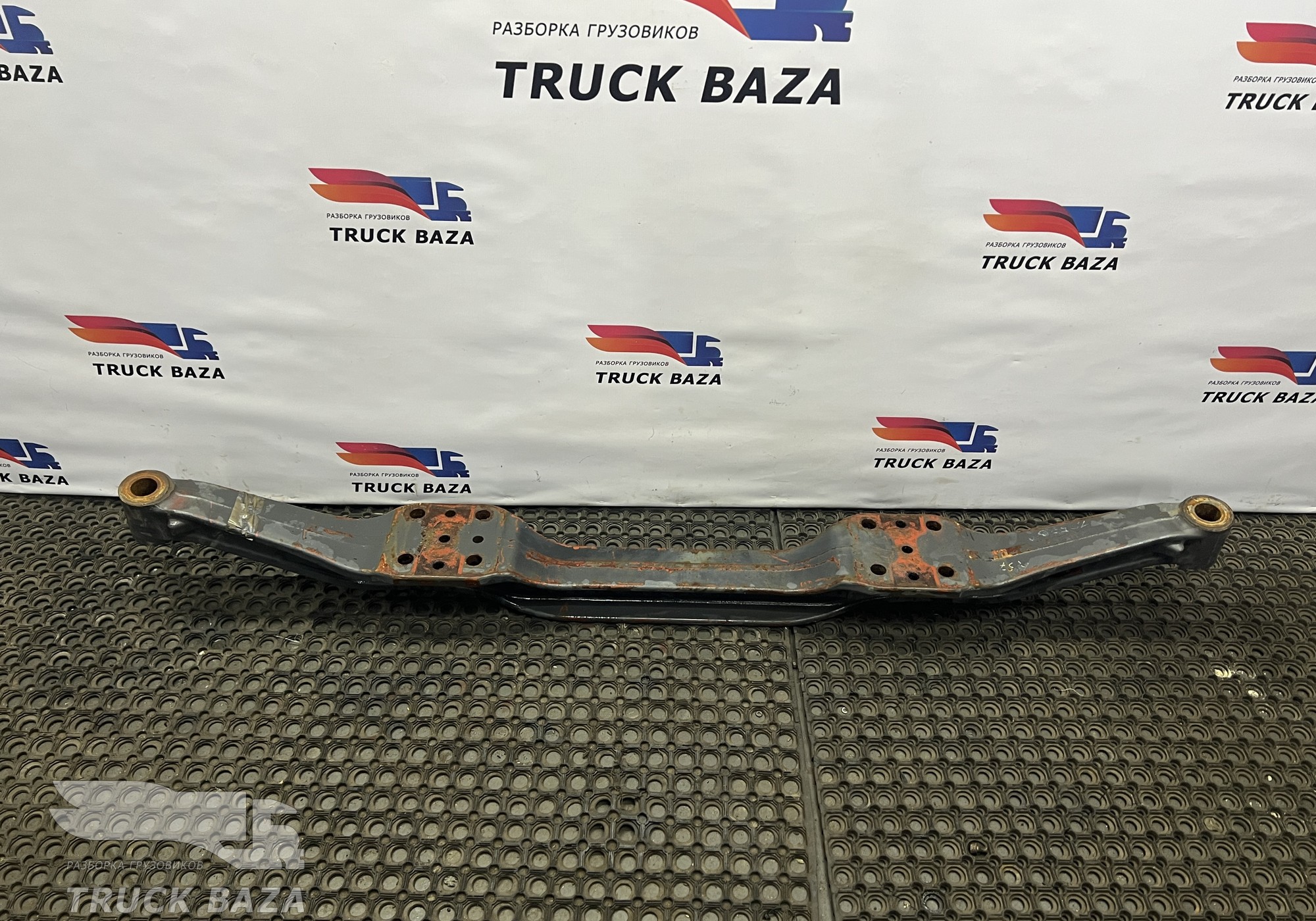 22115151 Балка передняя