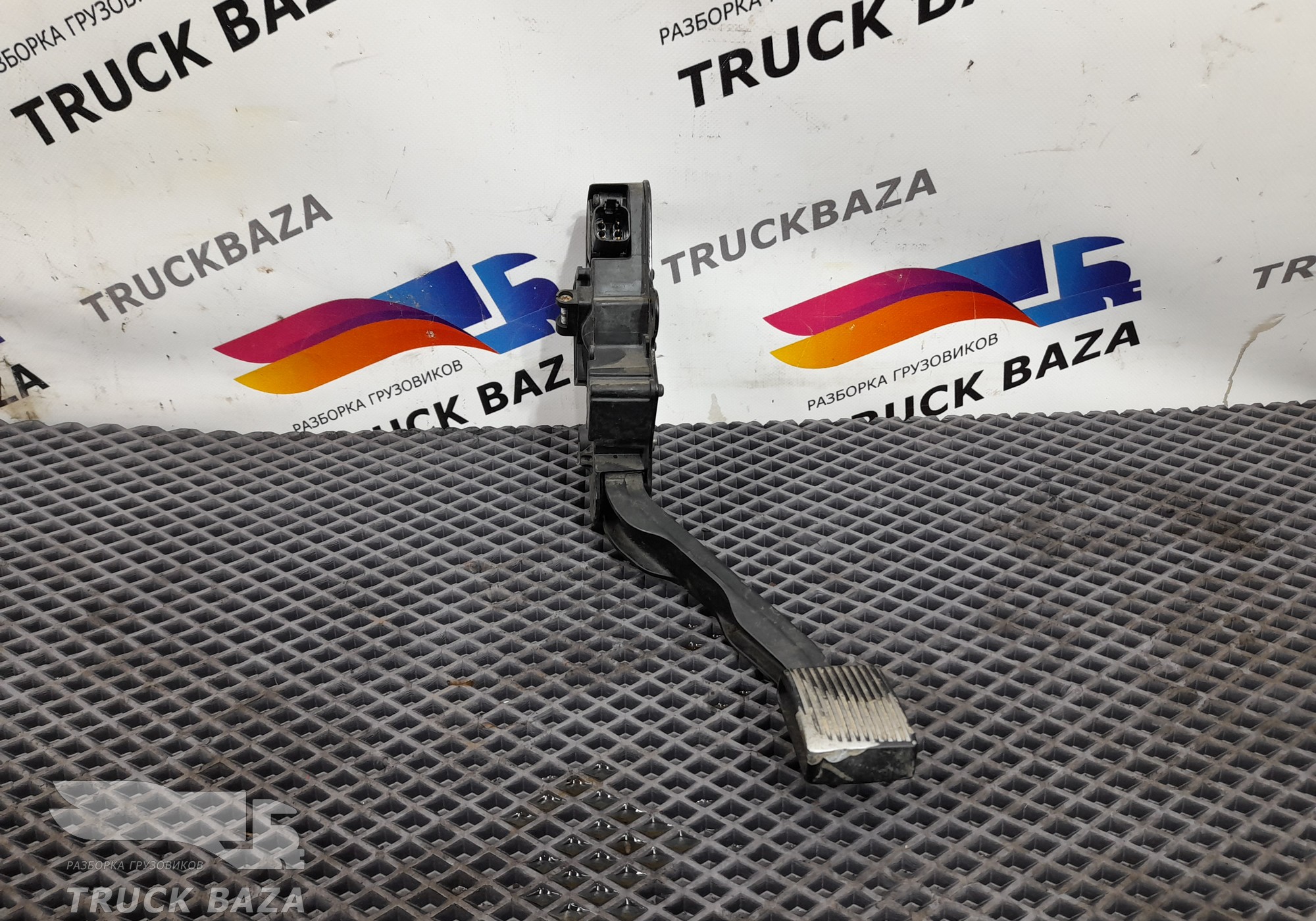 7482492420 Педаль газа для Volvo