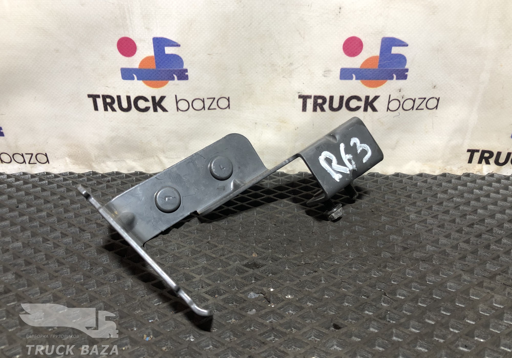 22120131 Кронштейн проводки для Volvo FM III (с 2013)