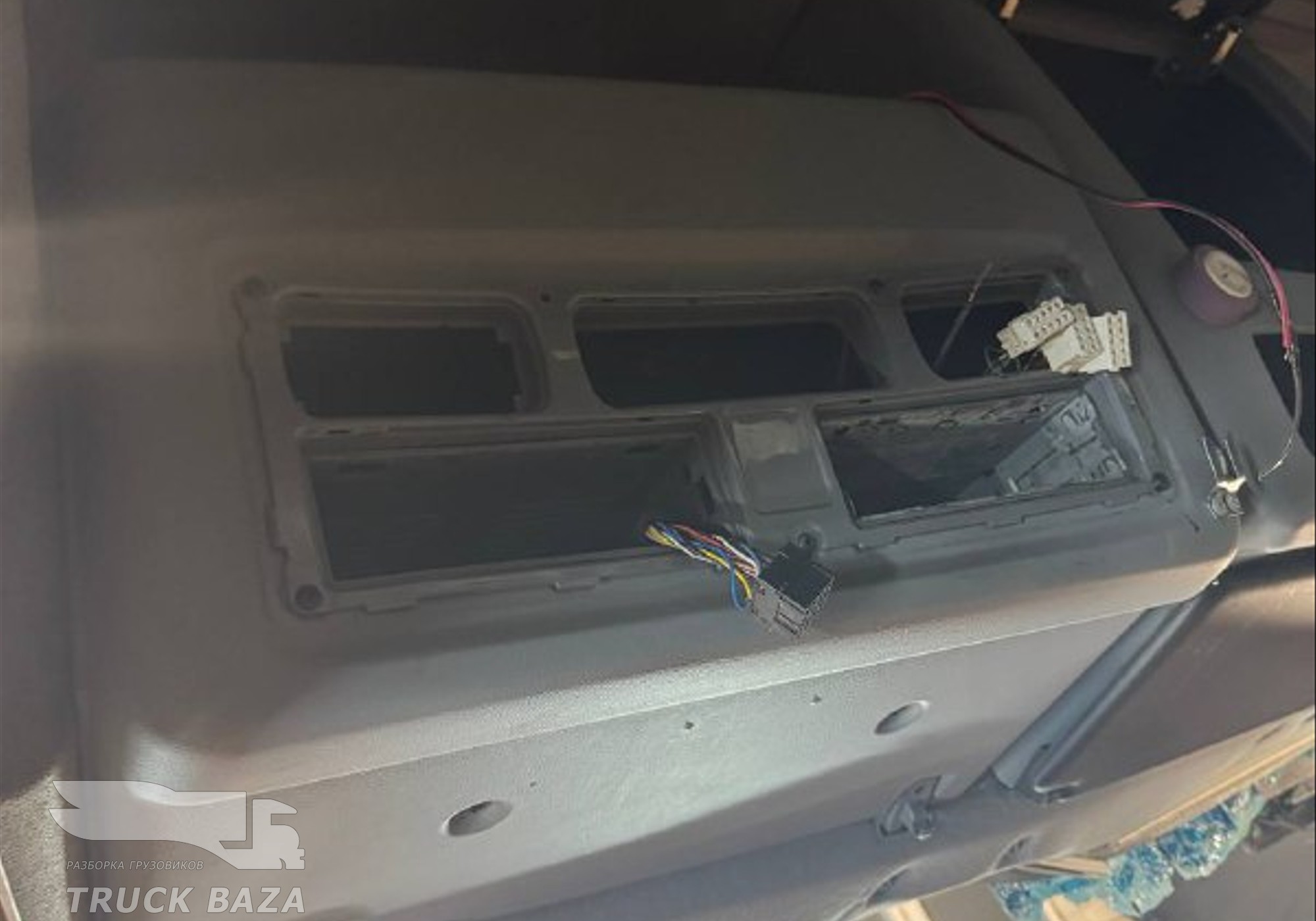 Ящик верхней консоли консоли для КАМАЗ 5490 (с 2013)