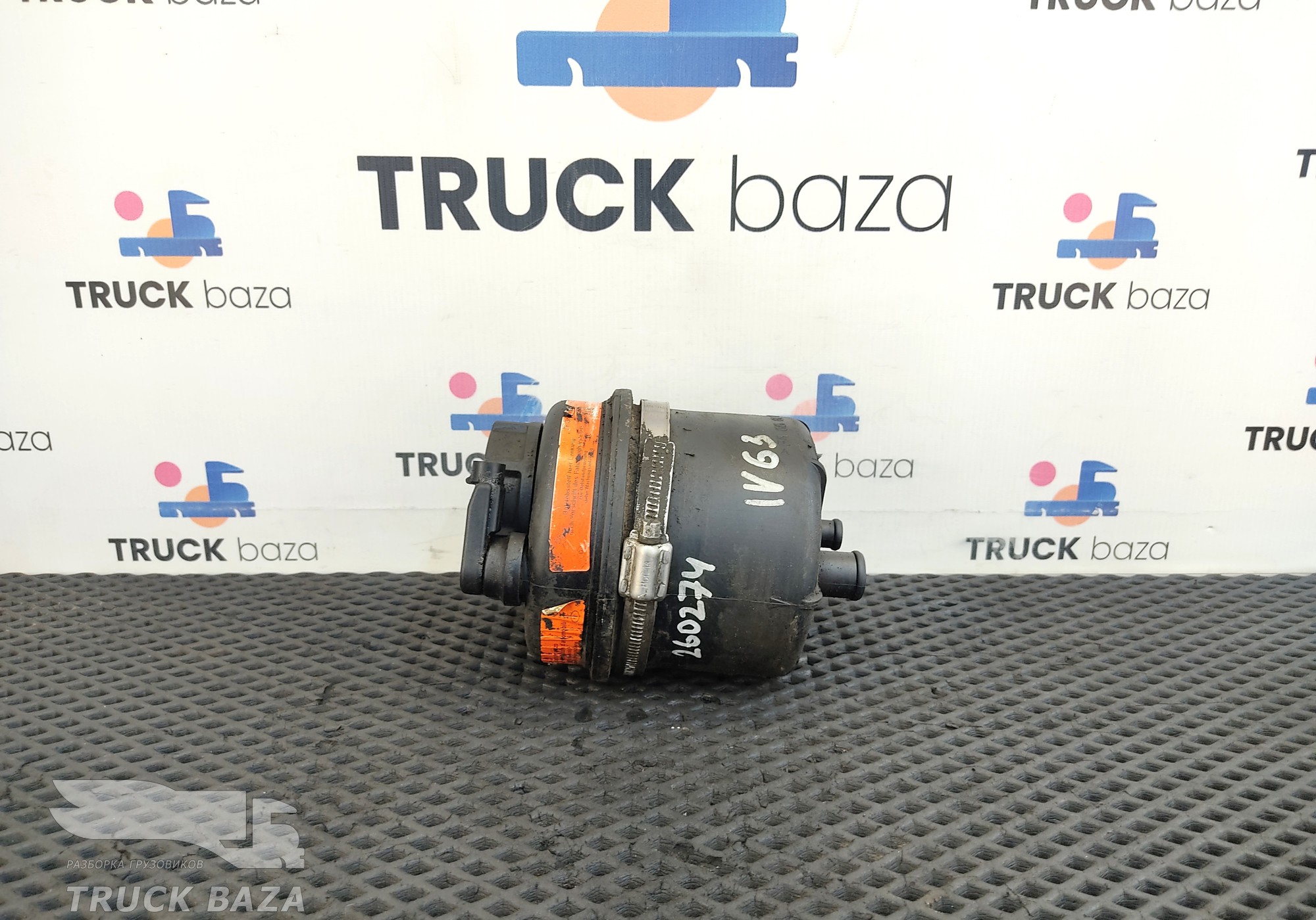 8188037 Бачок ГУРа для Iveco EuroCargo I (с 1991 по 2000)