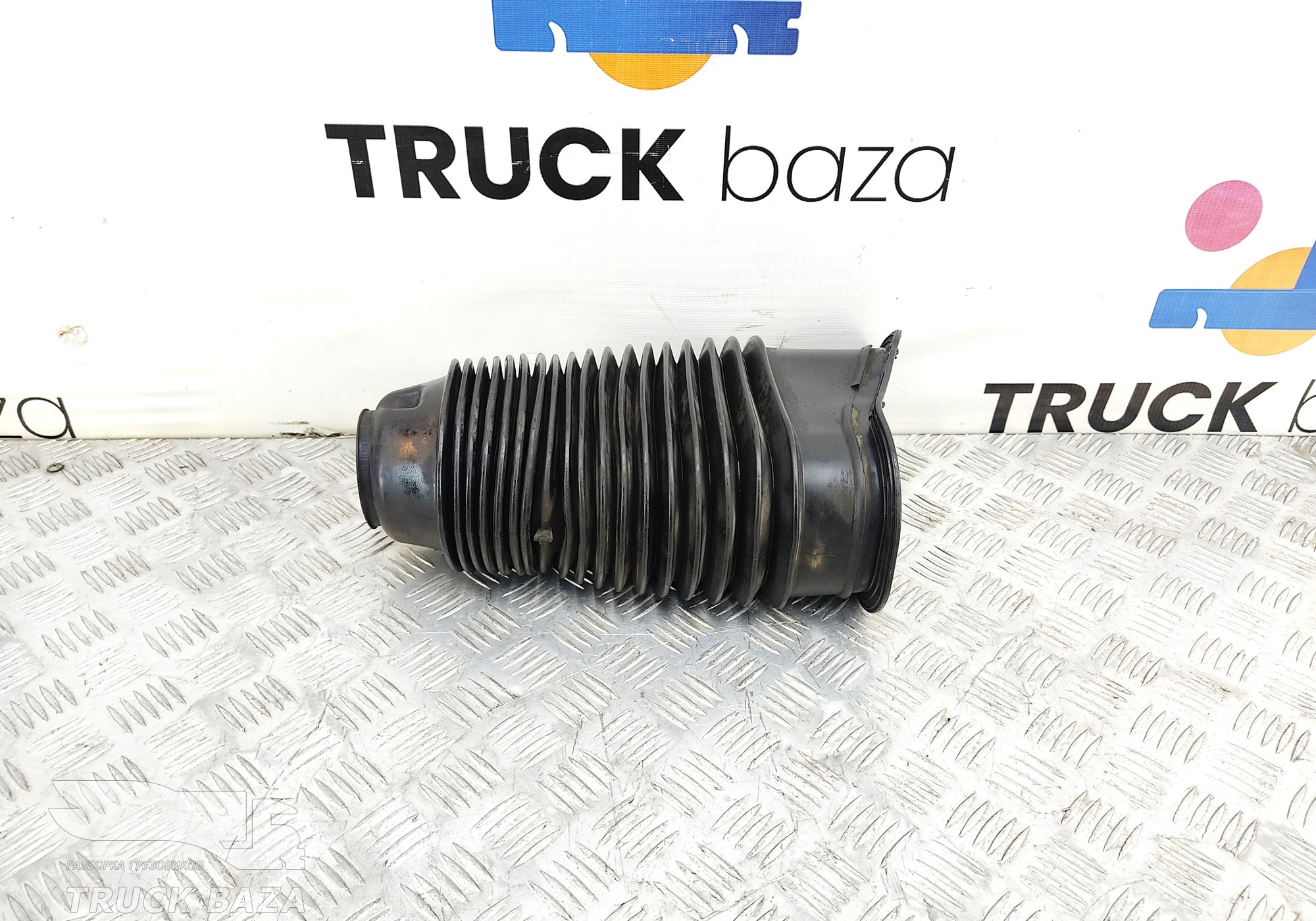 81964200525 Кожух рулевого кардана для Man TGX II (с 2012)