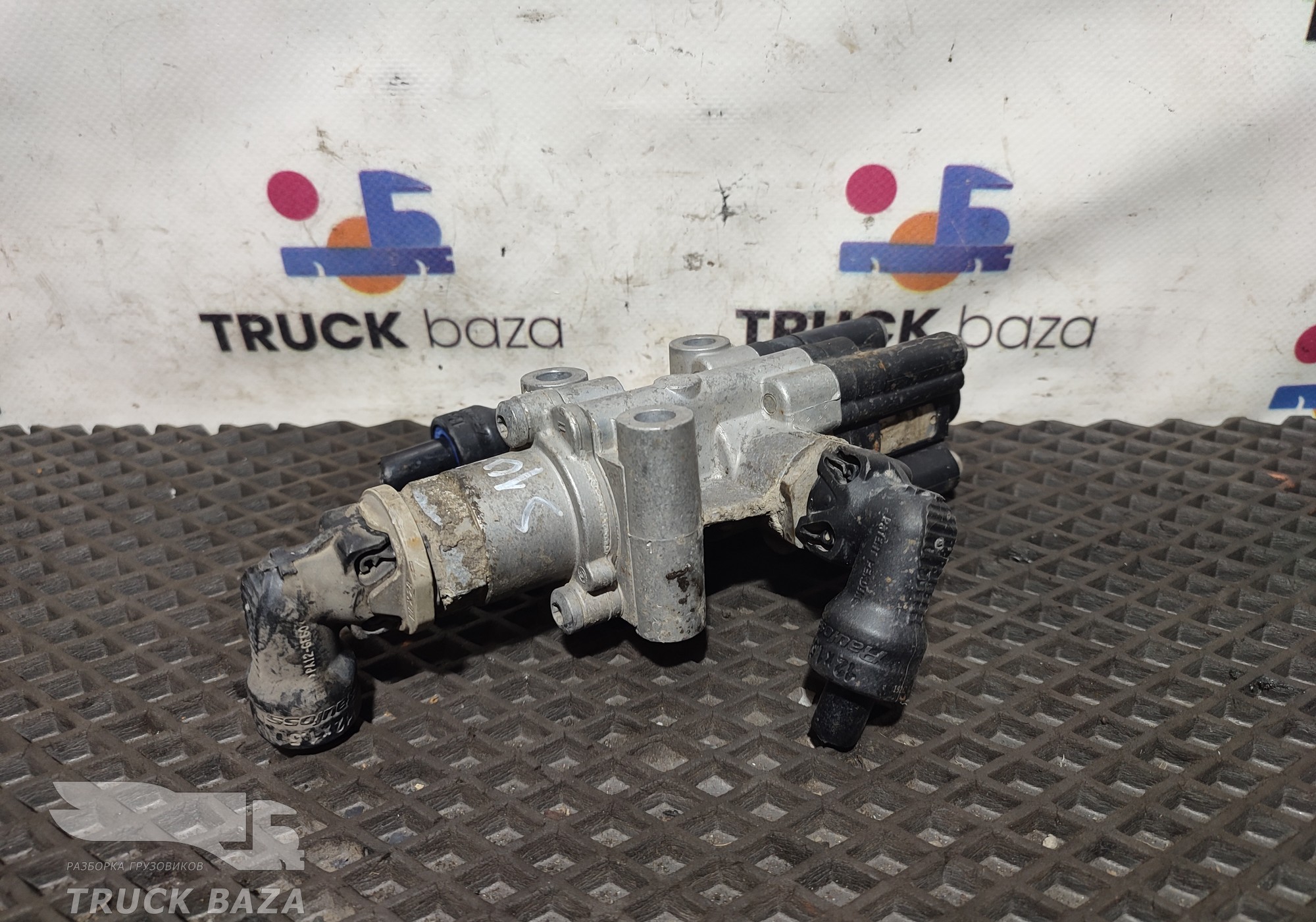 2158373 Клапан ускорительный для Scania 5-series T (с 2004 по 2016)