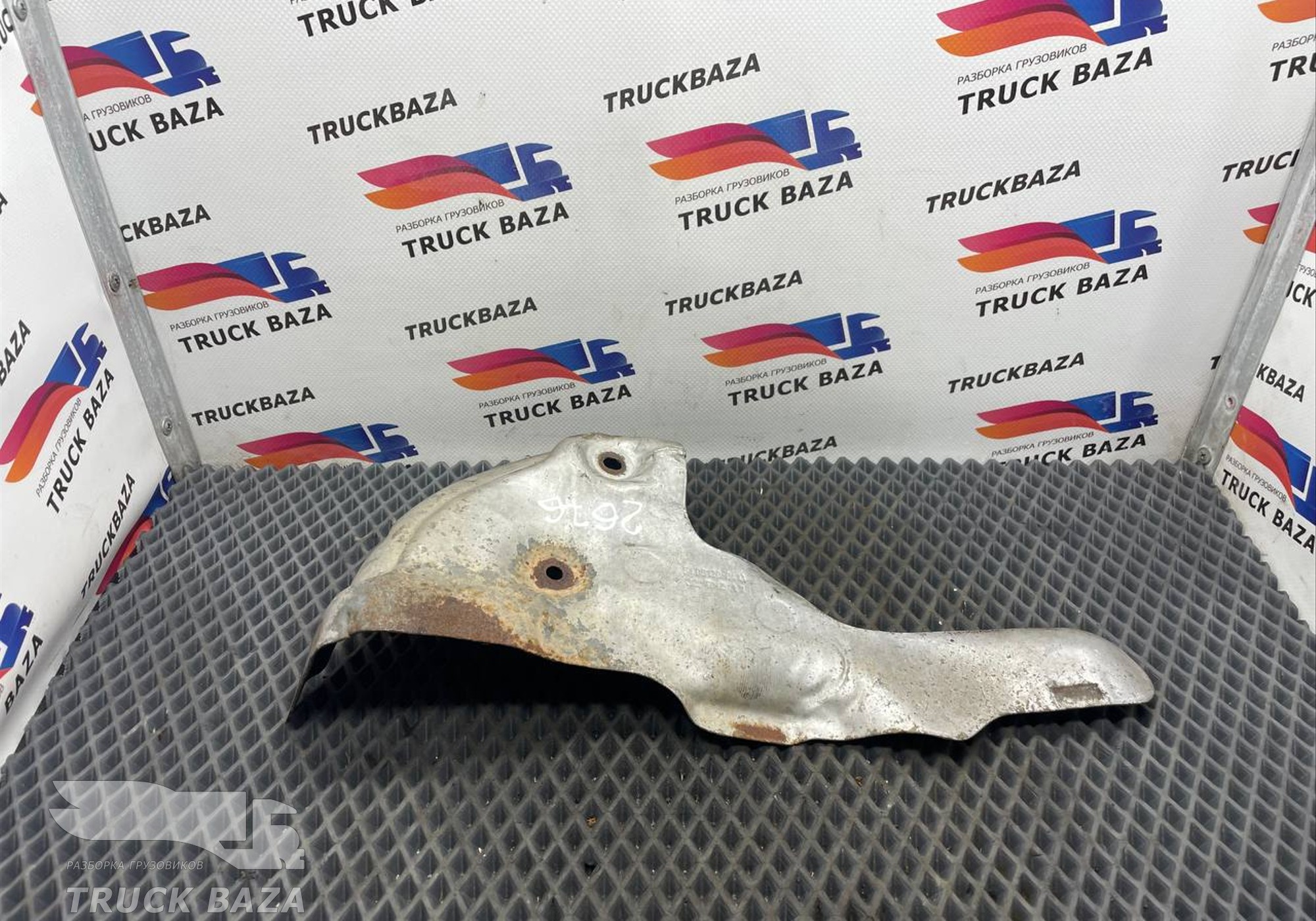 51081200413 Экран тепловой для Man TGX II (с 2012)