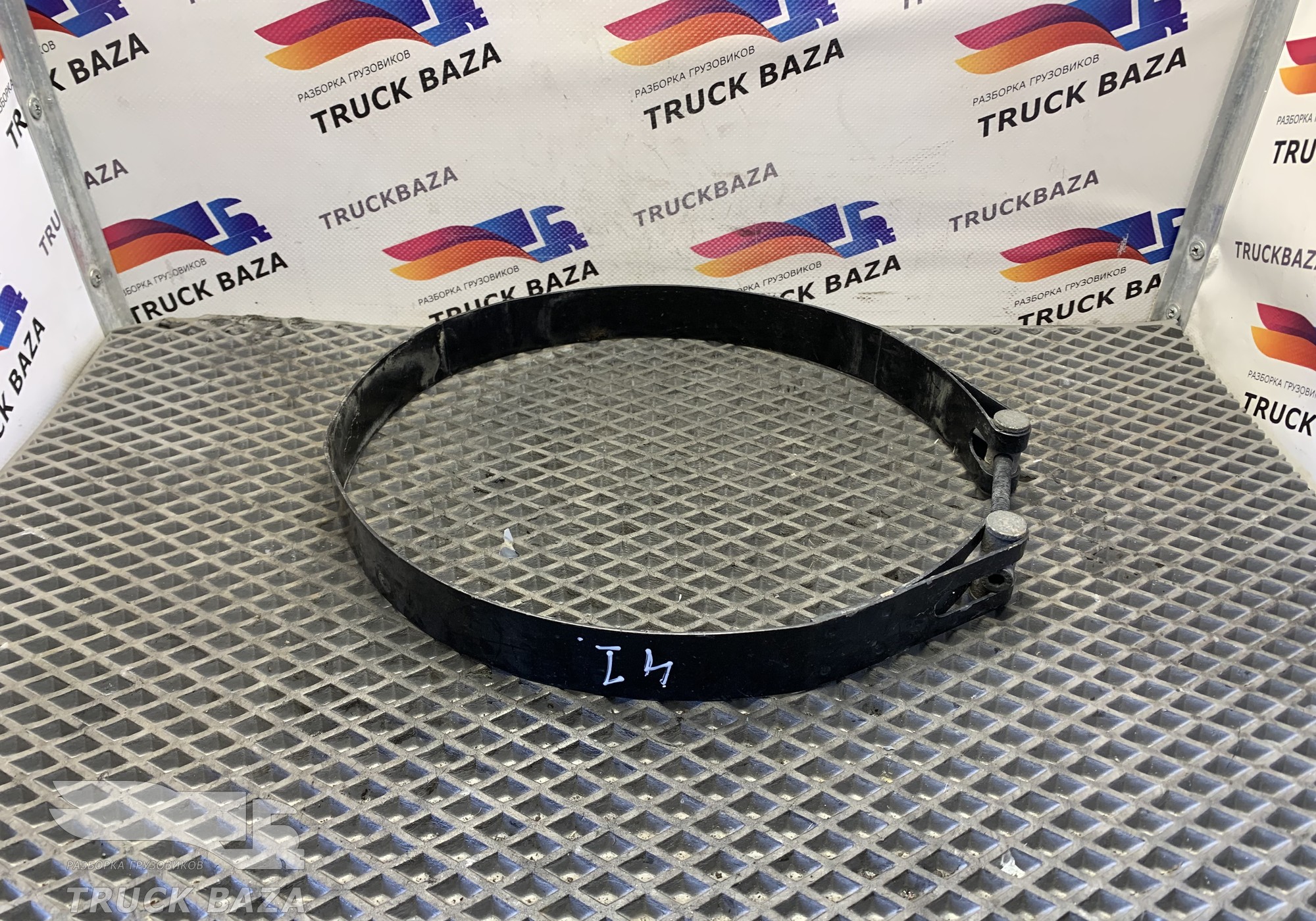 1629367 Хомут ресивера для Renault T