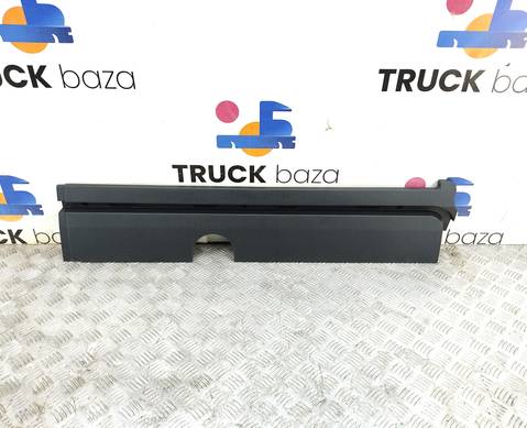 81624300133 Накладка солнцезащитной шторки левая для Man TGX II (с 2012)