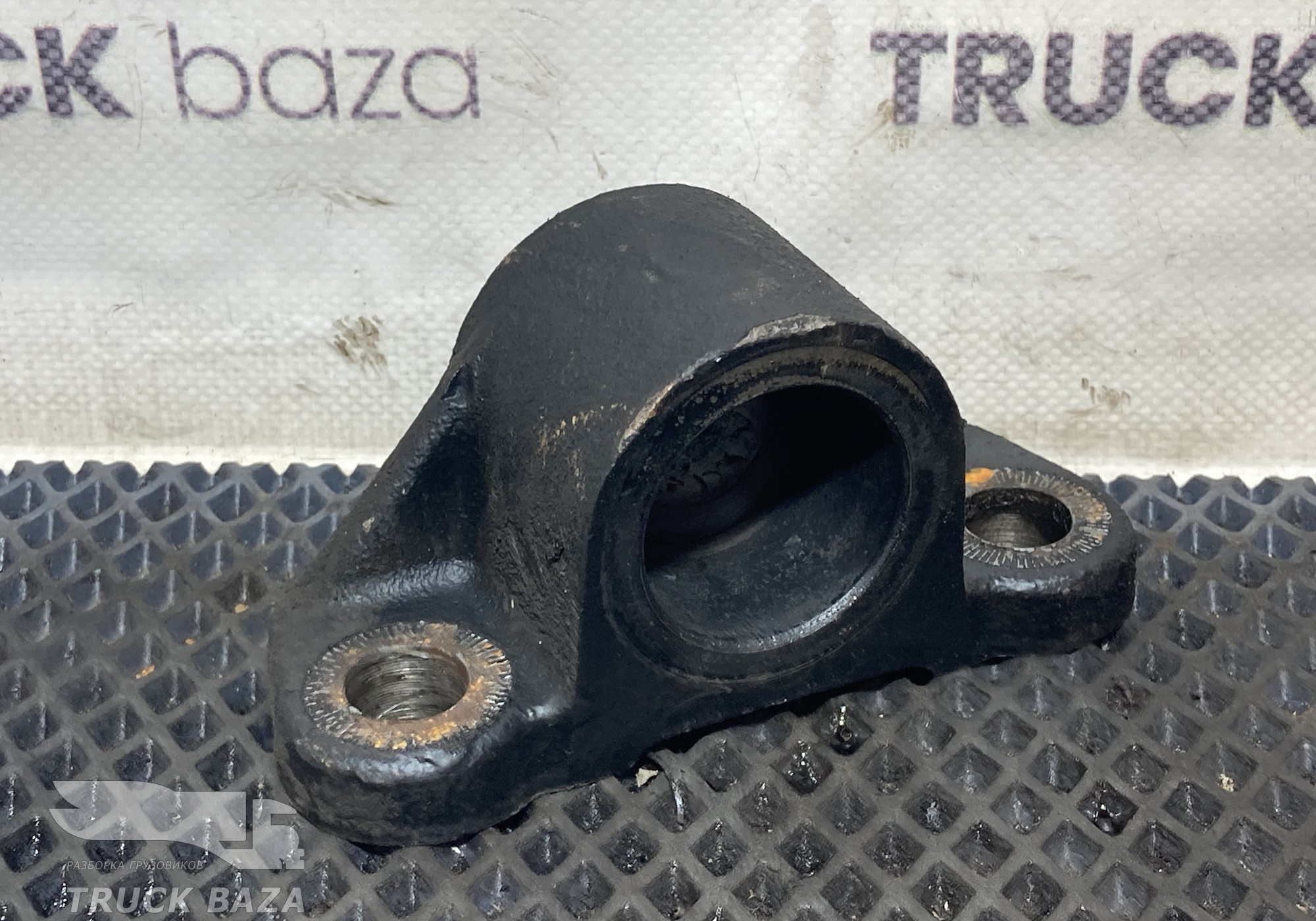 43082906090 Кронштейн стойки переднего стабилизатора для КАМАЗ 5490 (с 2013)