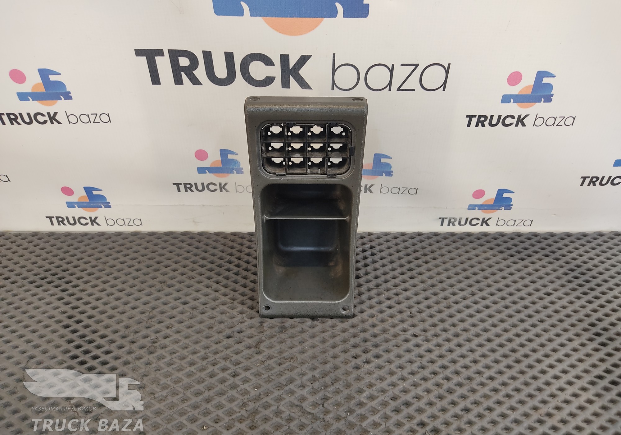 372631 Бардачок для Scania 3-series P (с 1988 по 1997)